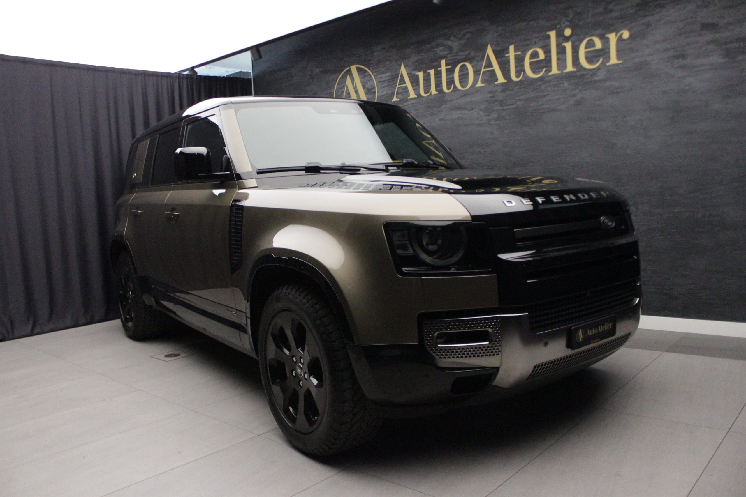 Land Rover Defender LAND ROVER Defender 110 P400 I6 X 3.0 AT8