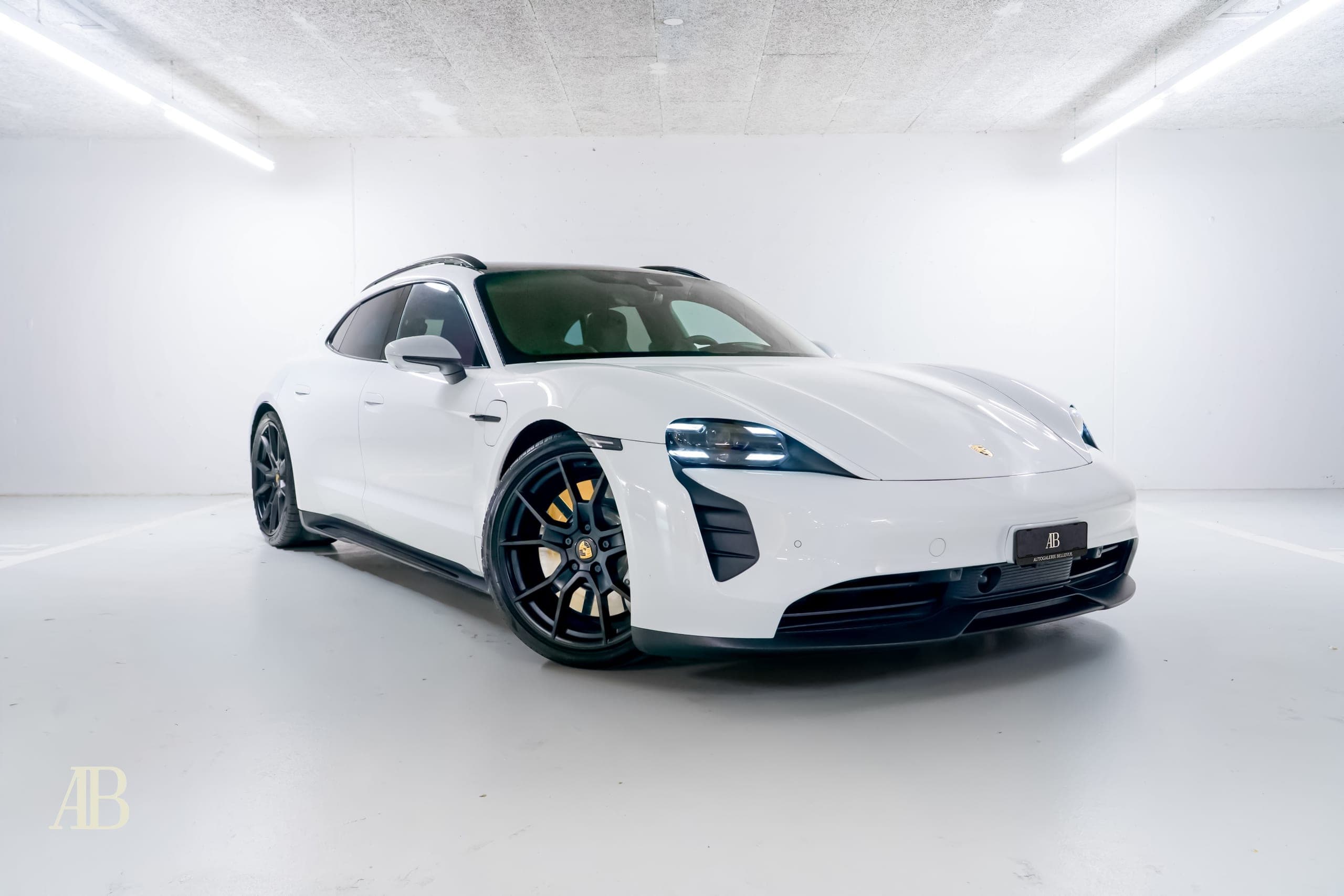 Porsche Taycan PORSCHE Taycan Sport Turismo GTS mit Porsche Approved