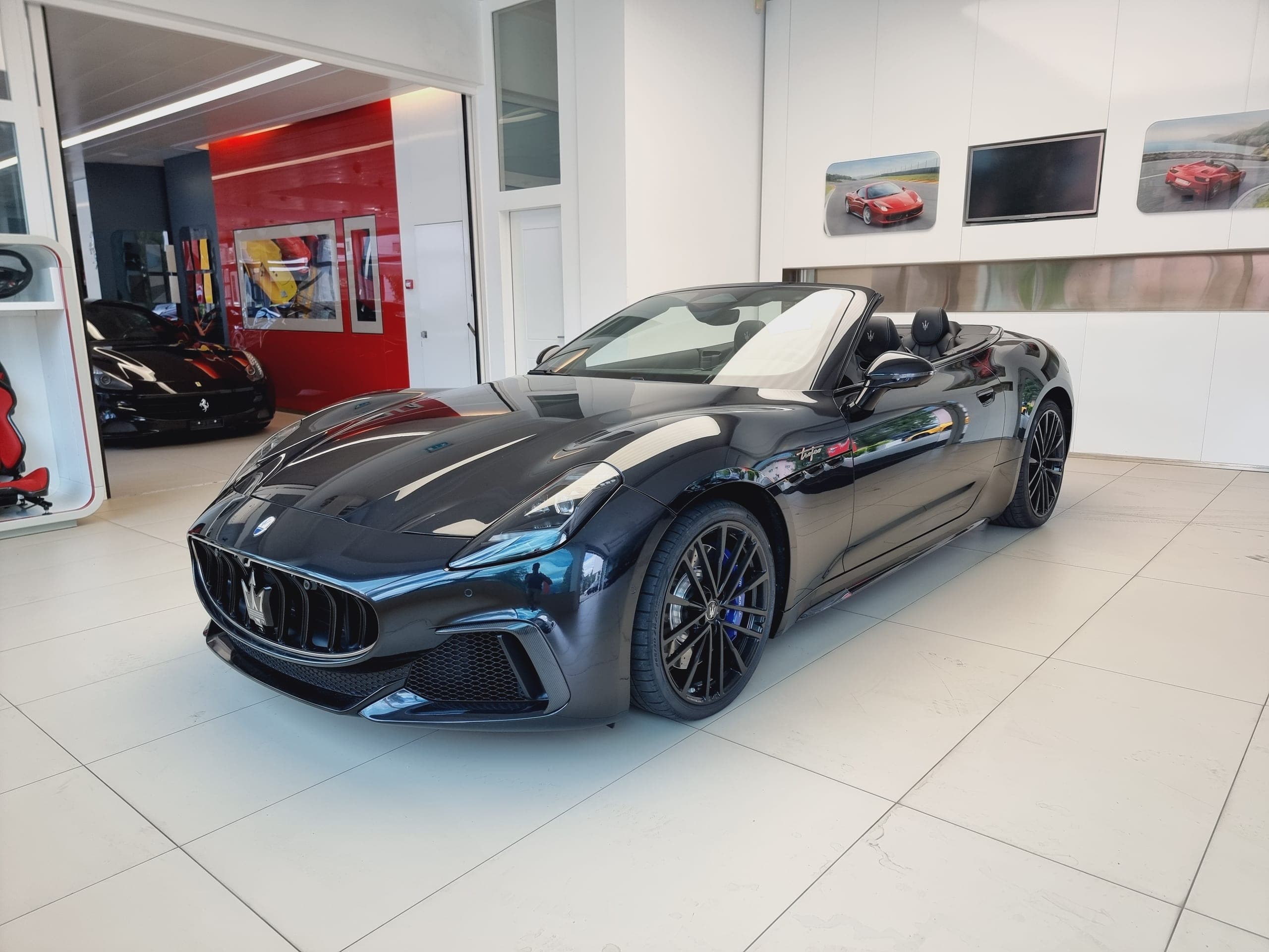 Maserati GranCabrio MASERATI GranCabrio Trofeo