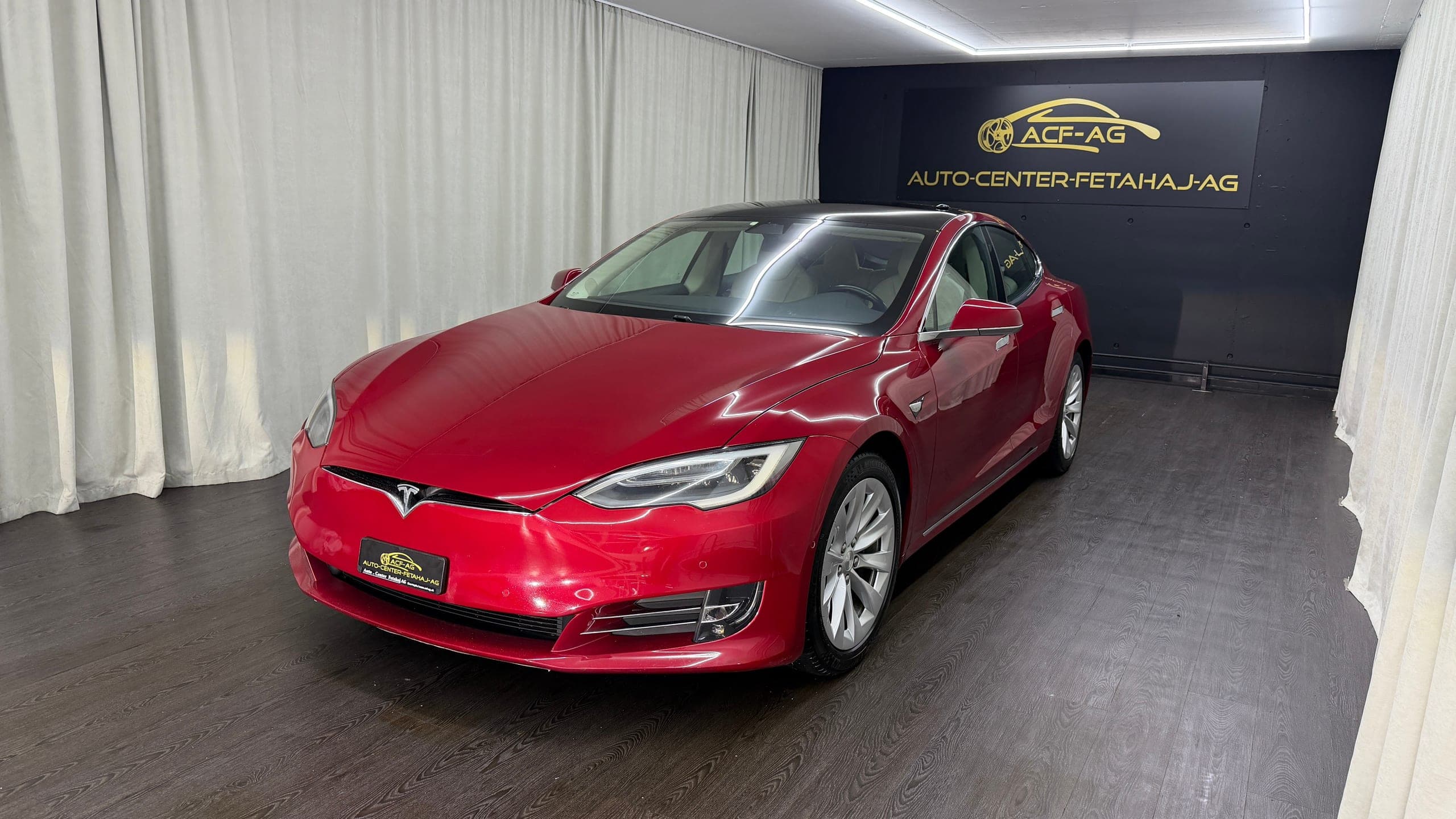 Tesla Model S TESLA Model S 100 D