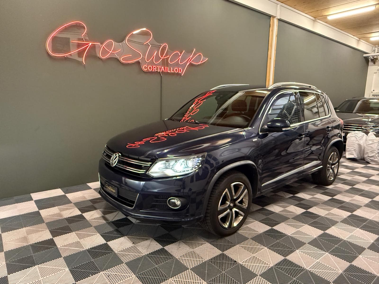 VW Tiguan VW Tiguan 2.0 TSI Cup R-Line 4Motion DSG