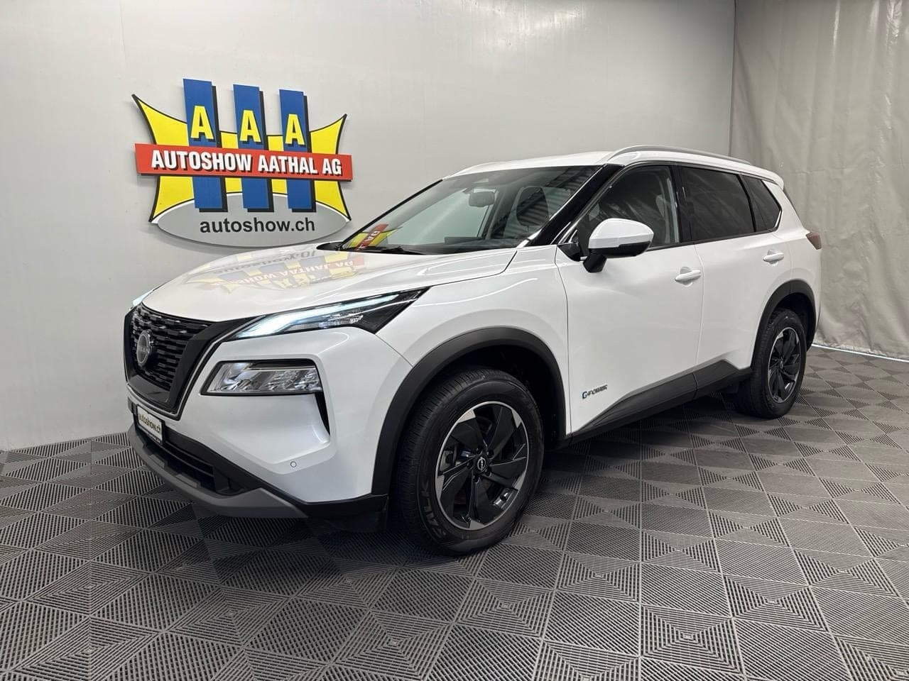 Nissan X-Trail NISSAN X-Trail 1.5 VC-T e-Power 4WD 7 Sitze N-Connecta