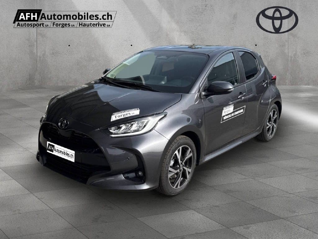 Toyota Yaris TOYOTA Yaris 1.5 VVT-i HSD Trend