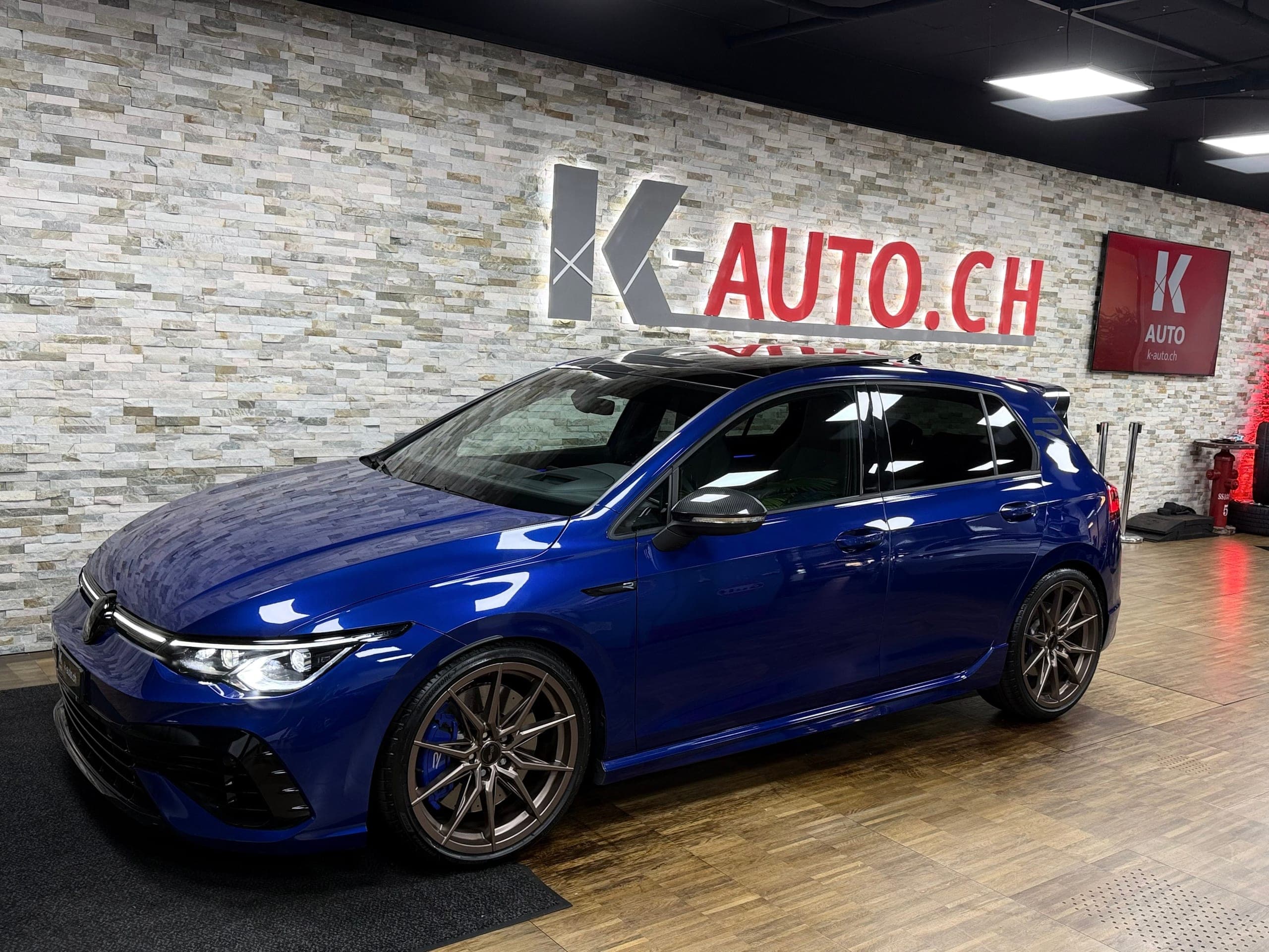 VW Golf VW Golf 2.0 TSI R DSG 4Motion R Performance / Akrapovic