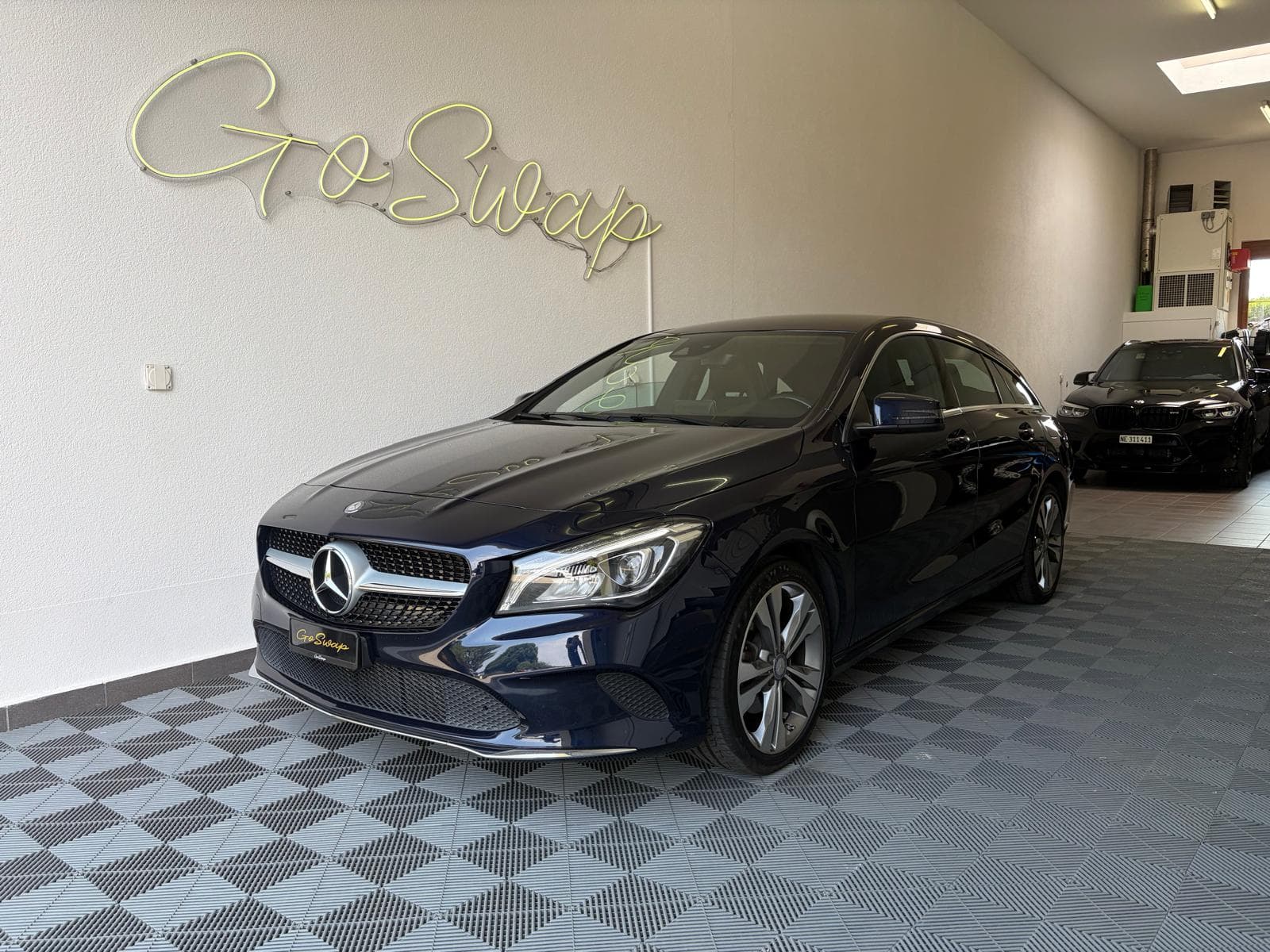 Mercedes-Benz CL MERCEDES-BENZ CLA Shooting Brake 220 d Urban 4Matic 7G-DCT - Caméra de recul