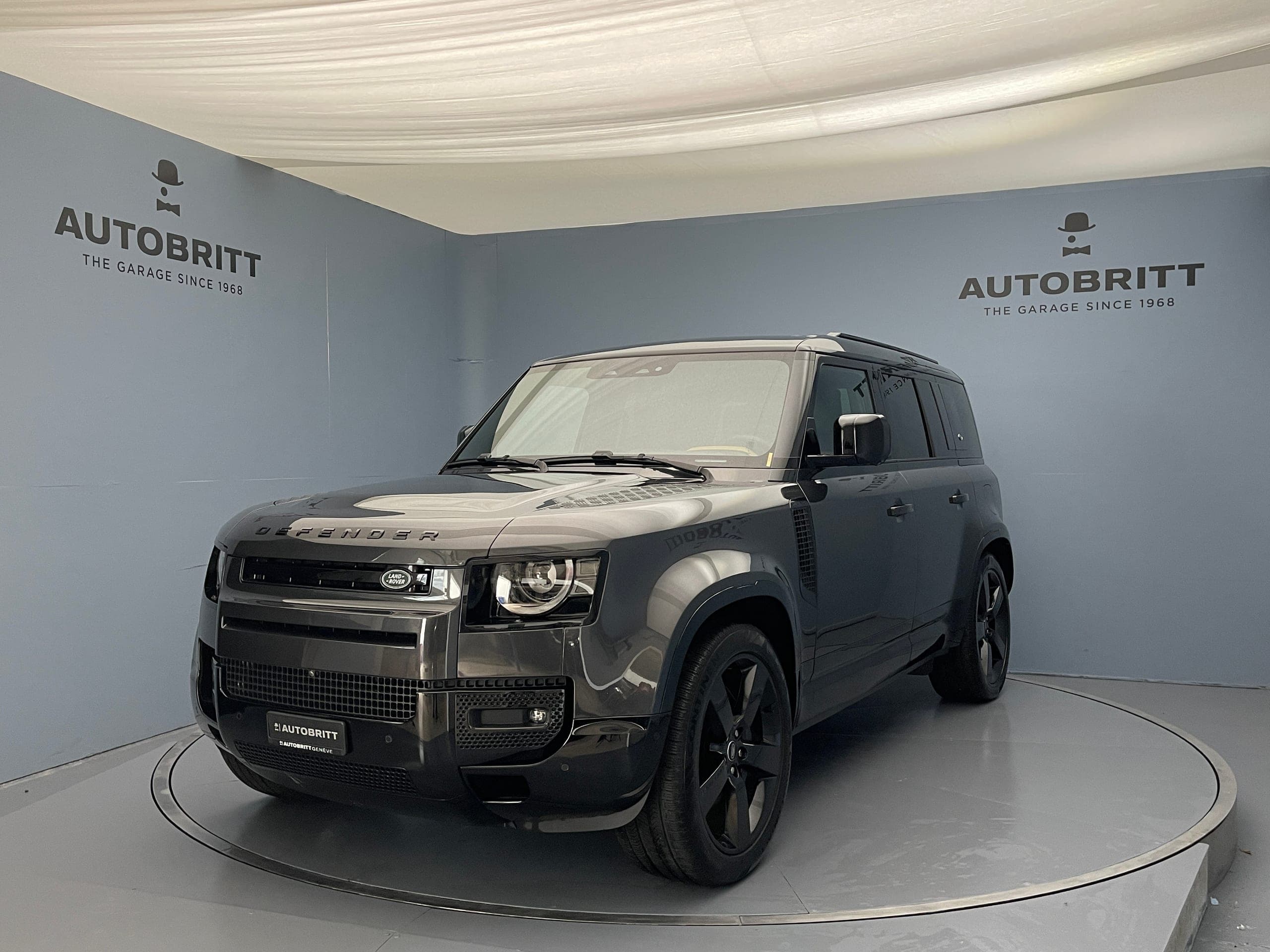 Land Rover Defender LAND ROVER Defender 110 2.0 P400e X-Dynamic HSE