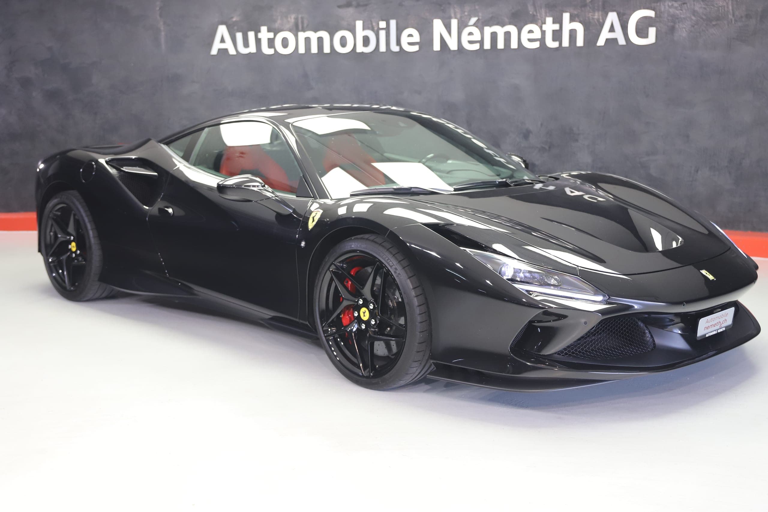 Ferrari F8 FERRARI F8 Tributo