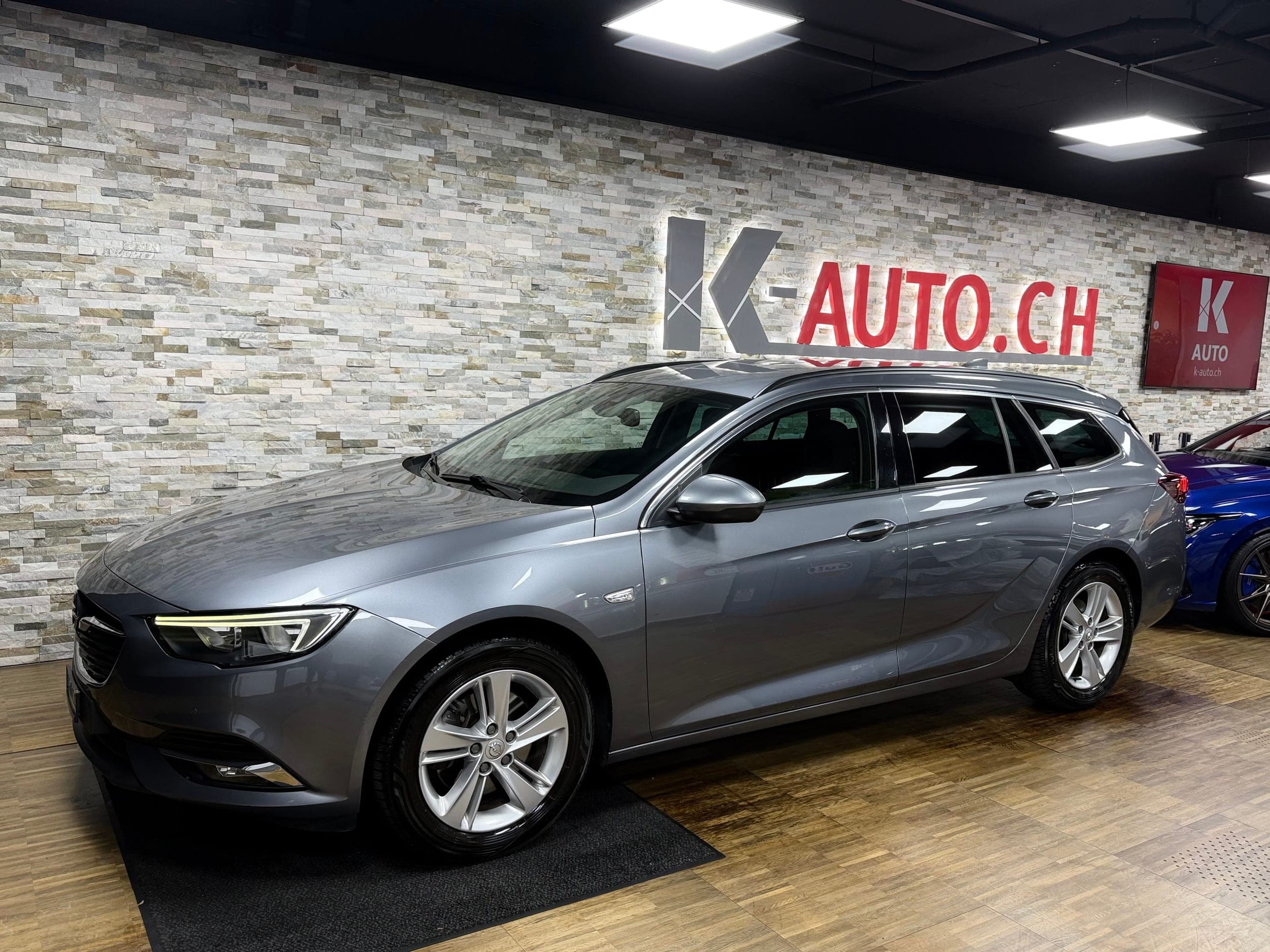 Opel Insignia OPEL Insignia 1.5 T Sports Tourer Edition