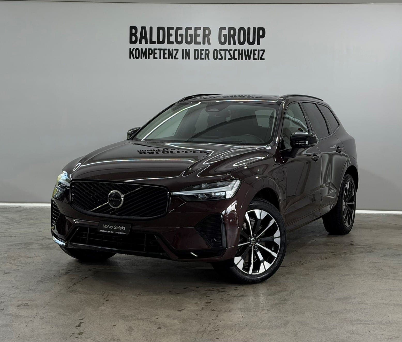 Volvo XC60 VOLVO XC60 2.0 T6 TE Ultra Dark eAWD