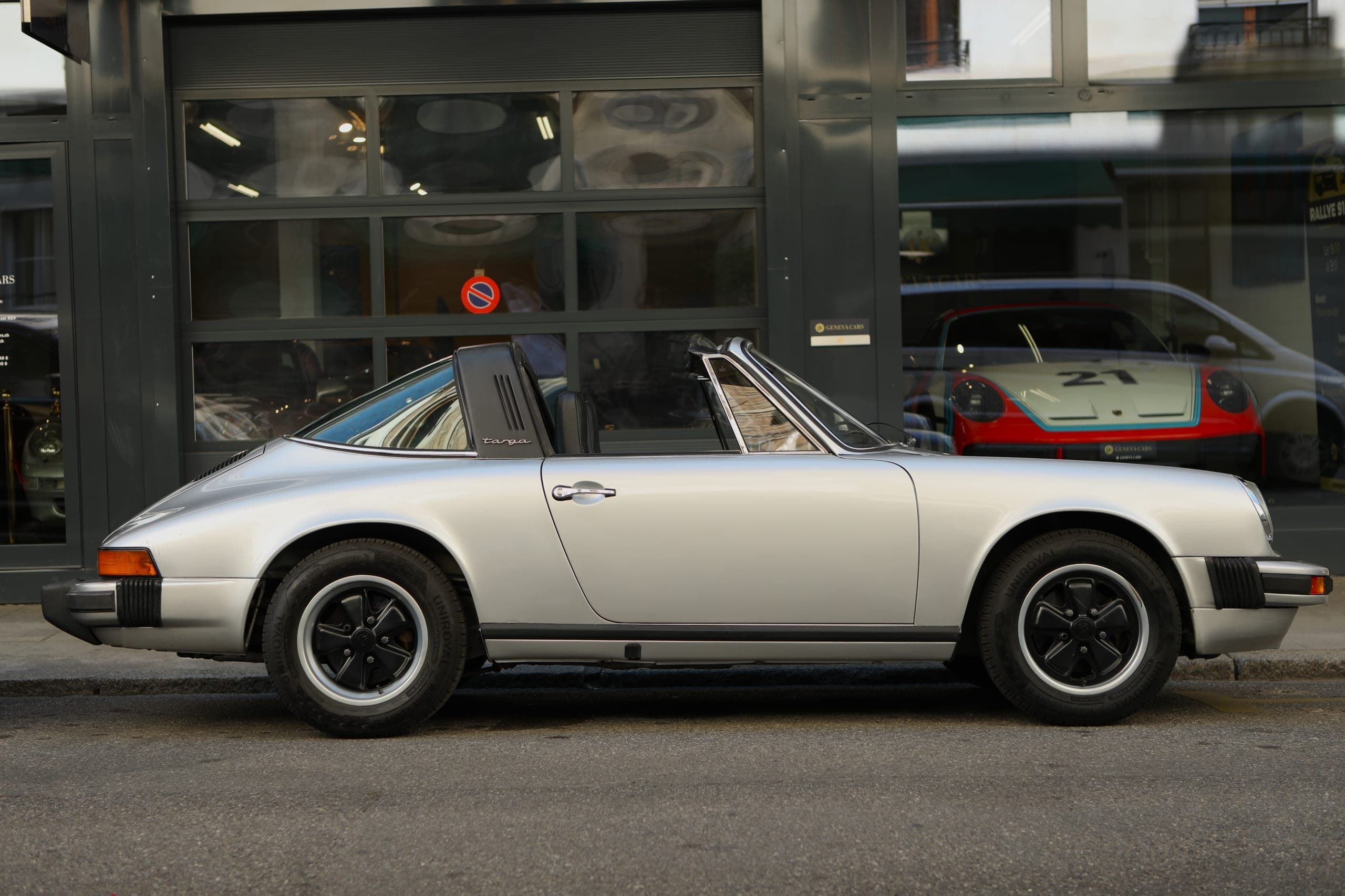 Porsche 911 PORSCHE 911 2.7 Targa ( moteur 3.0 )