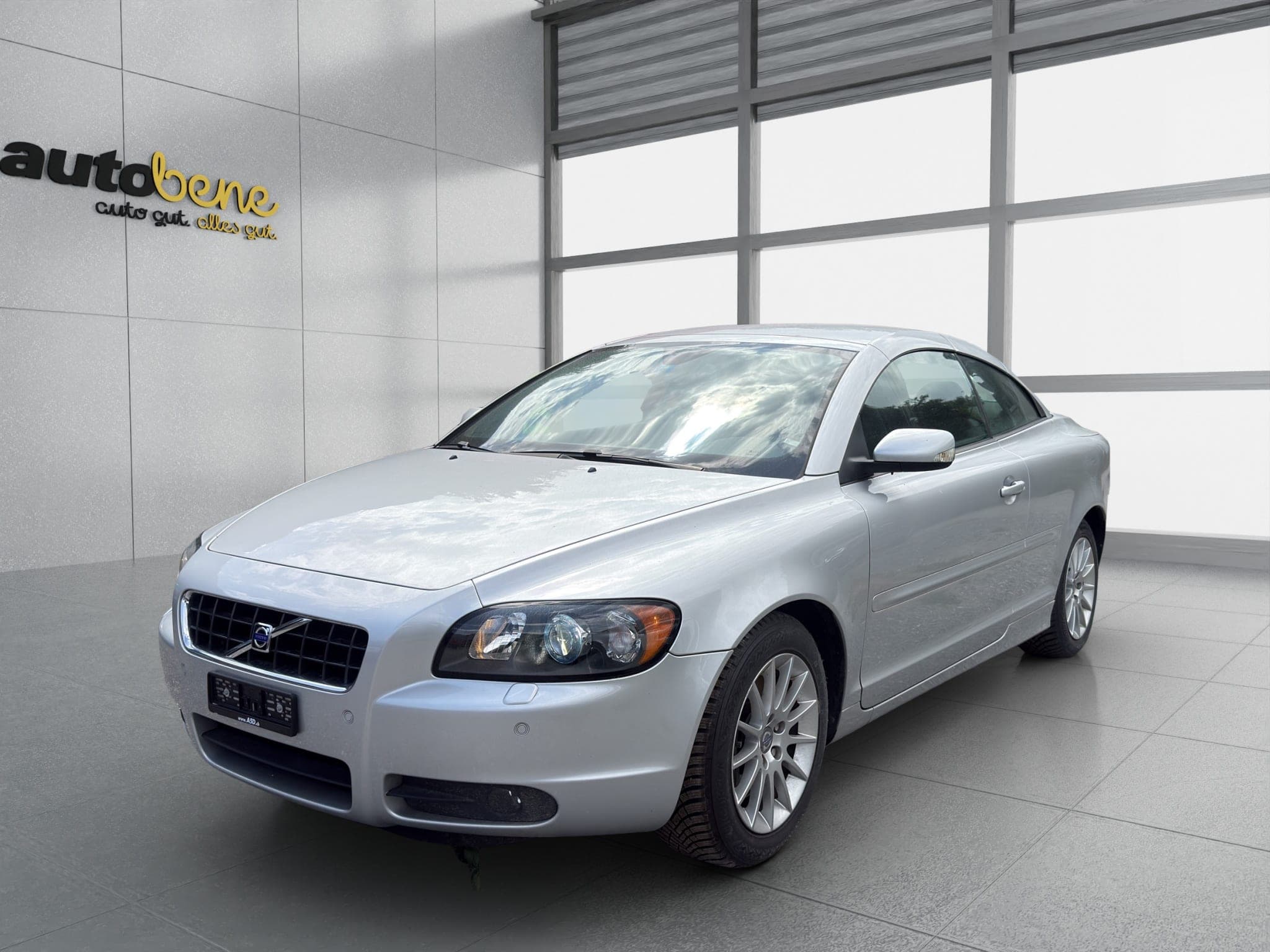 Volvo C70 VOLVO C70 2.4 Summum