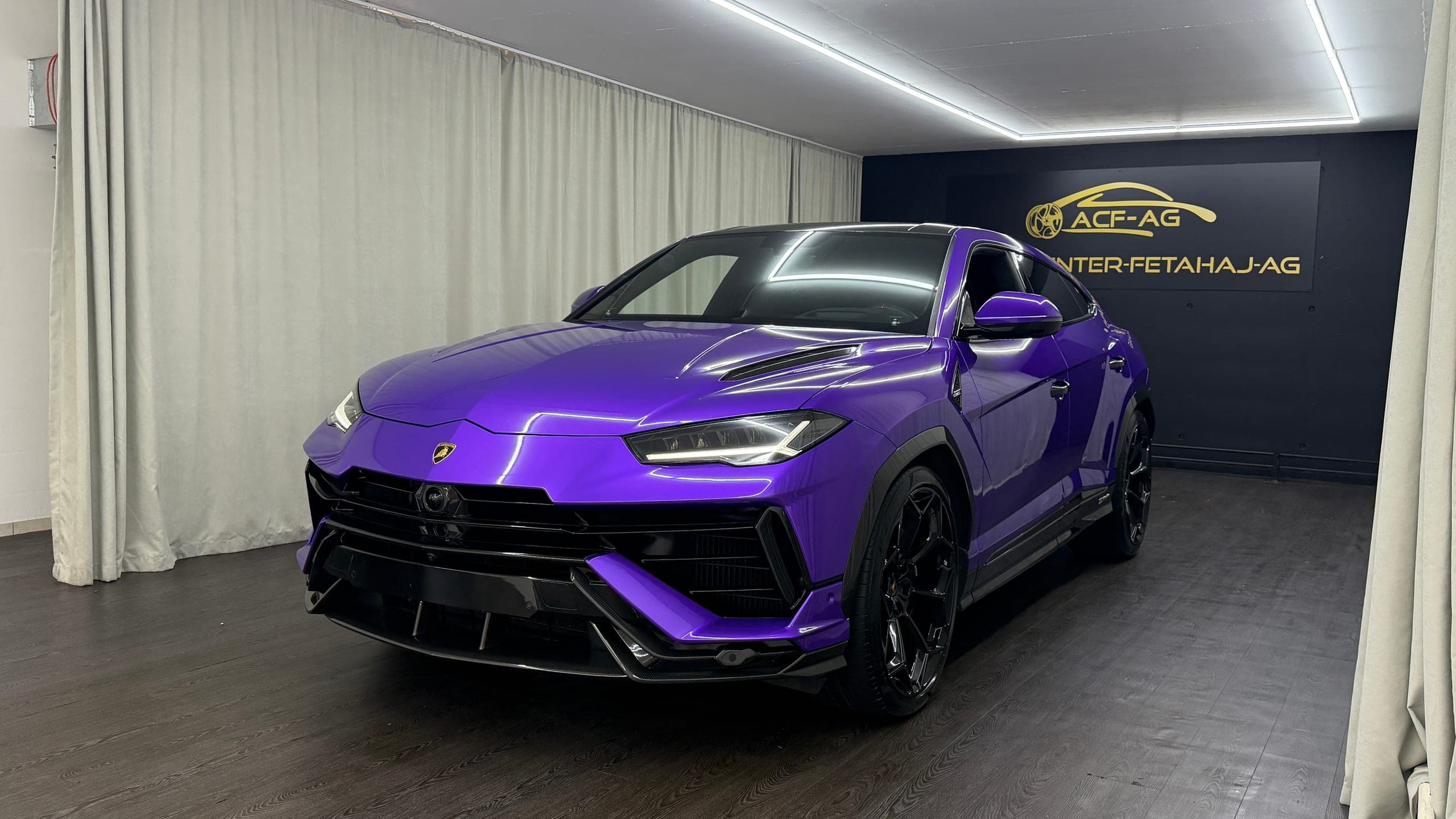 Lamborghini Urus LAMBORGHINI Urus Performante