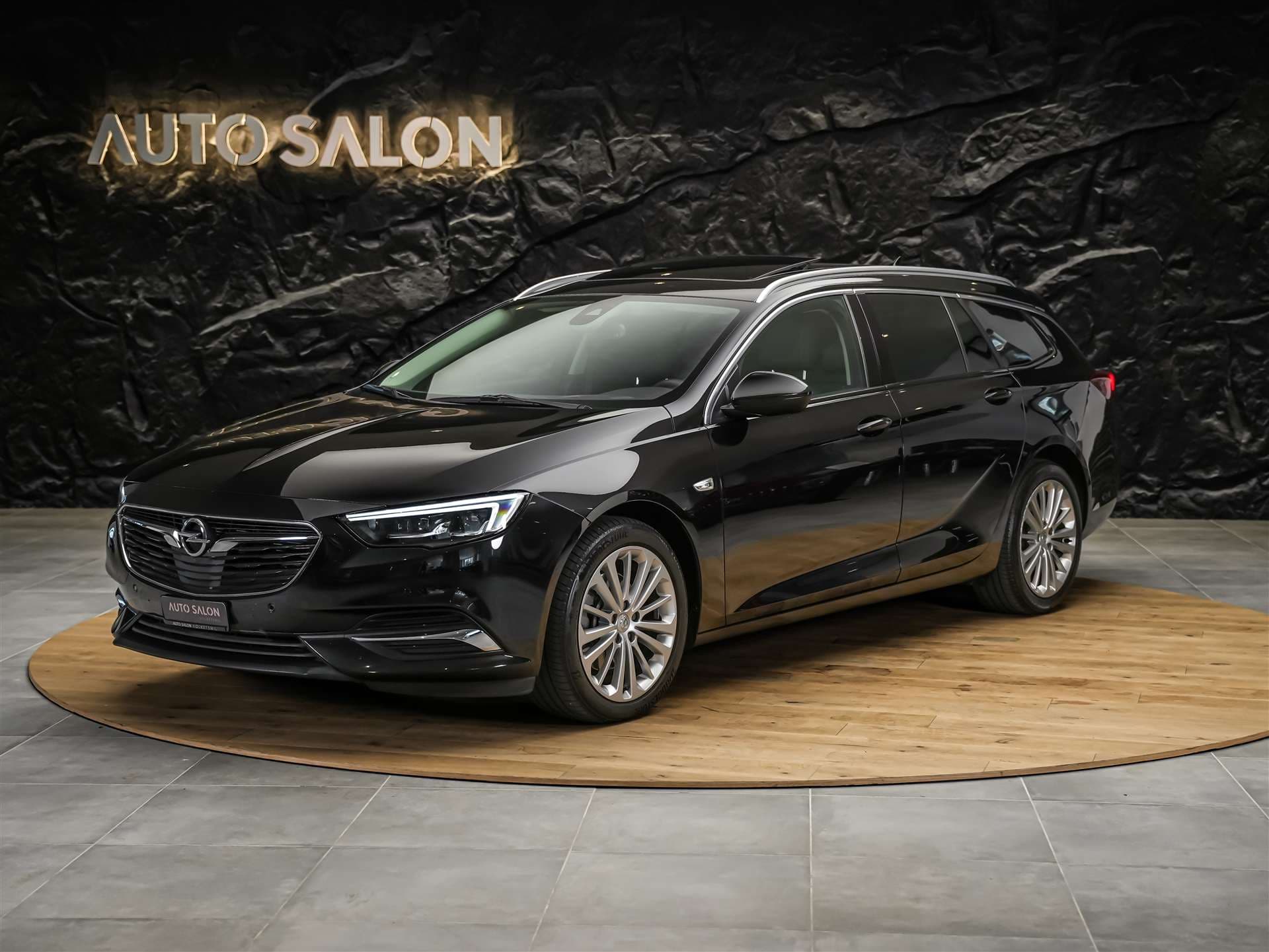 Opel Insignia OPEL Insignia 2.0 BiDTI Sports Tourer Excellence 4WD A. *Panorama*Matrix-LED*Head_up*Lenkradheizung*