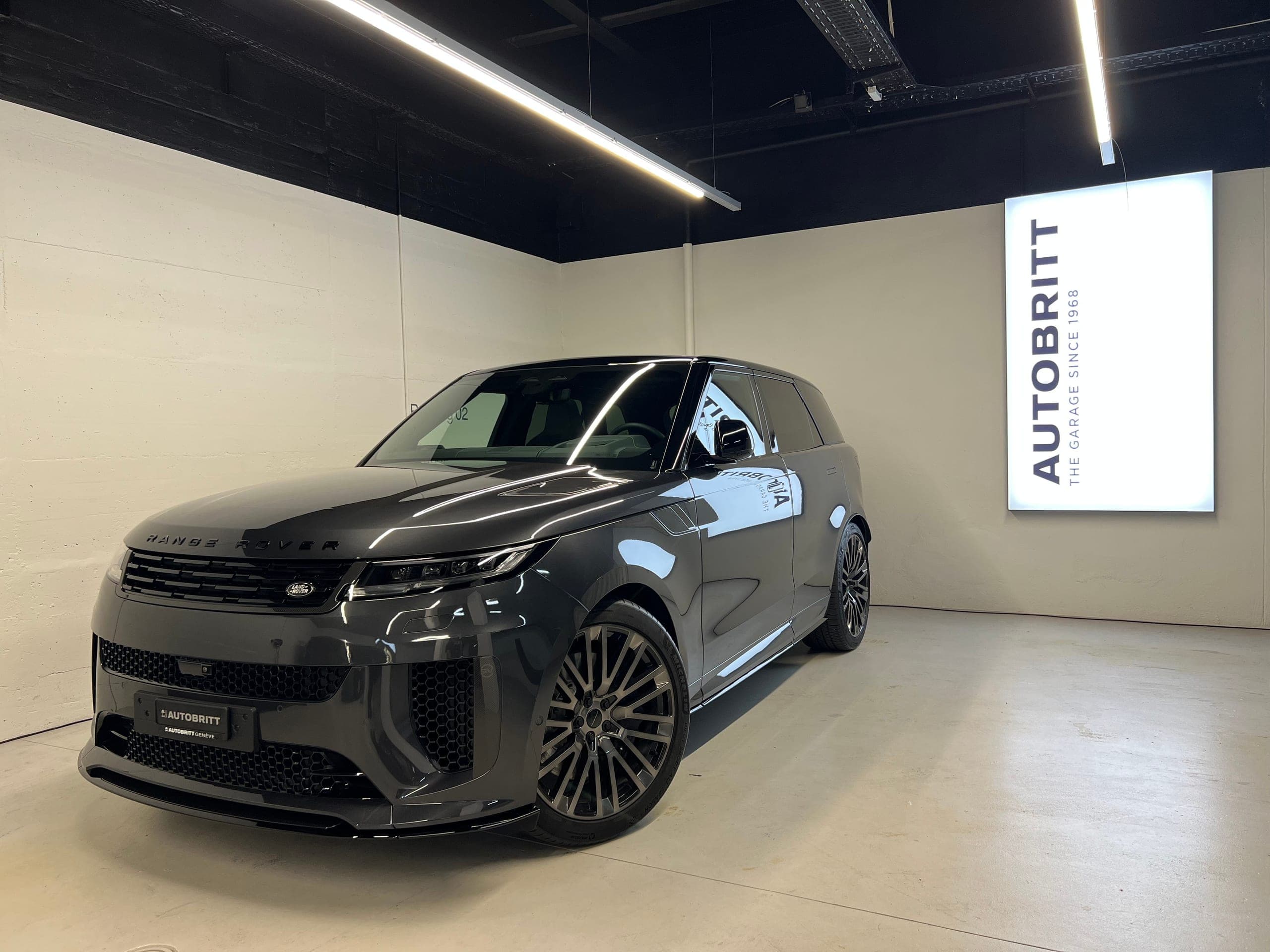 Land Rover Range Rover Sport LAND ROVER Range Rover Sport 4.4 V8 SV Carbon