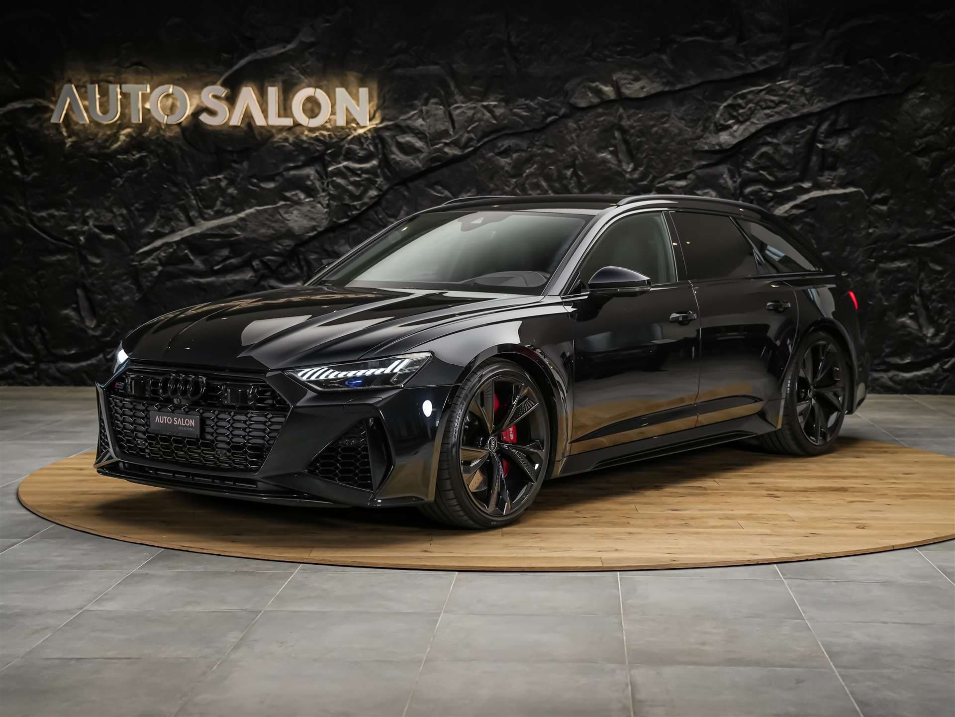 Audi RS6 AUDI RS6 Avant 4.0 TFSI V8 quattro *Akrapovic*Allradlenkung*Standheizung*Sitzlüftung*