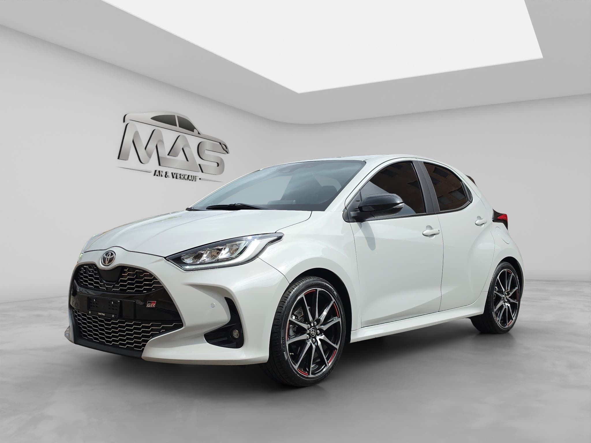 Toyota Yaris TOYOTA Yaris 1.5 GR Sport e-CVT