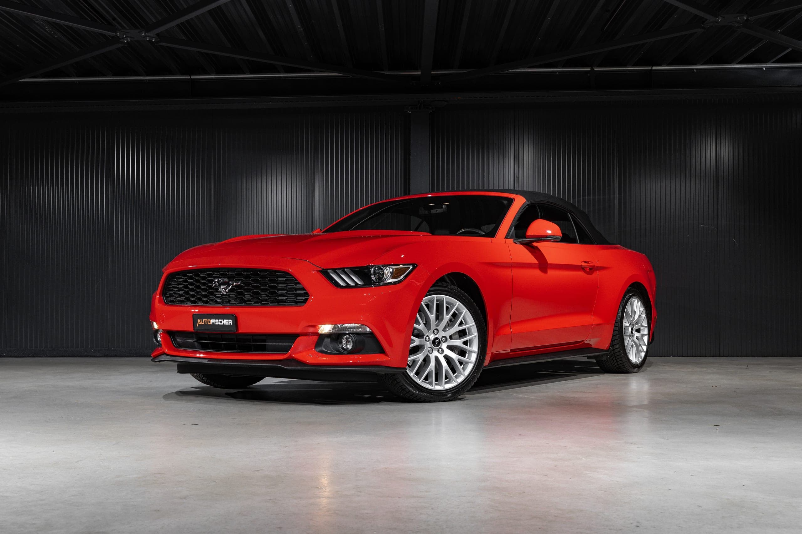 Ford Mustang FORD Mustang Convertible 2.3 Automat