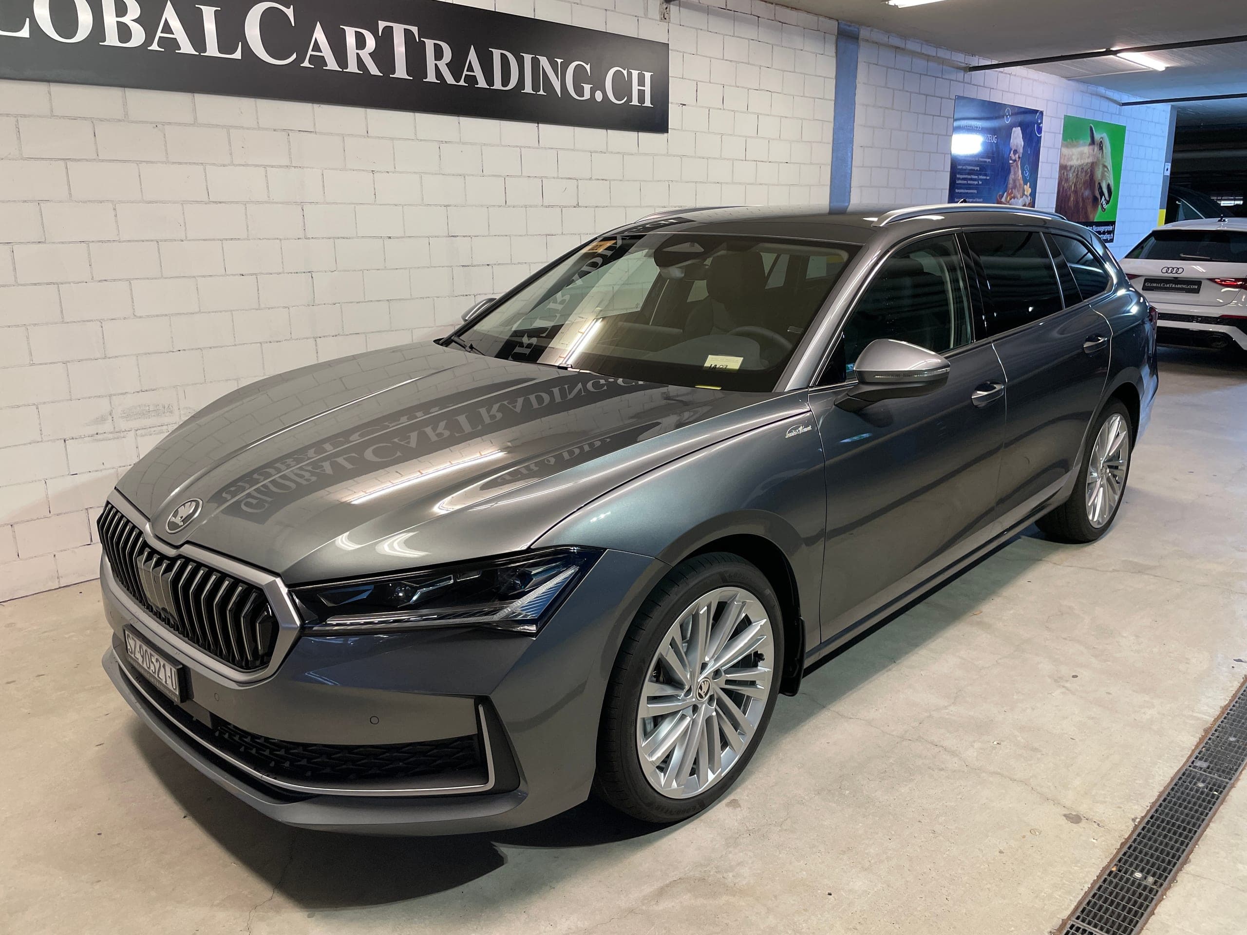 Skoda Superb SKODA Superb Combi 2.0 TDi L\u0026K 4x4 DSG
