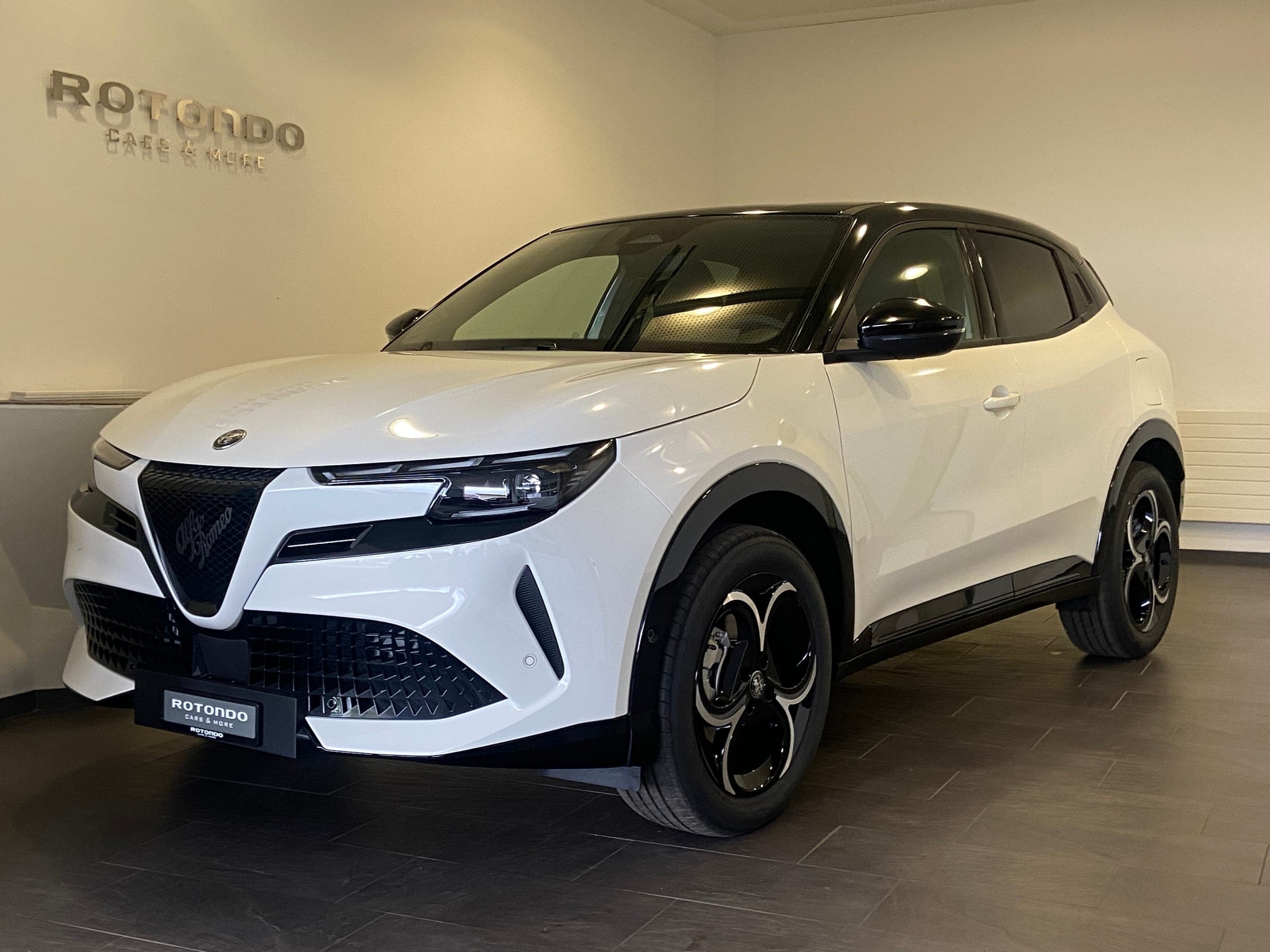 Alfa Romeo Junior ALFA ROMEO ALFA ROMEO Junior 1.2 48V Hybrid TI Tech MY26
