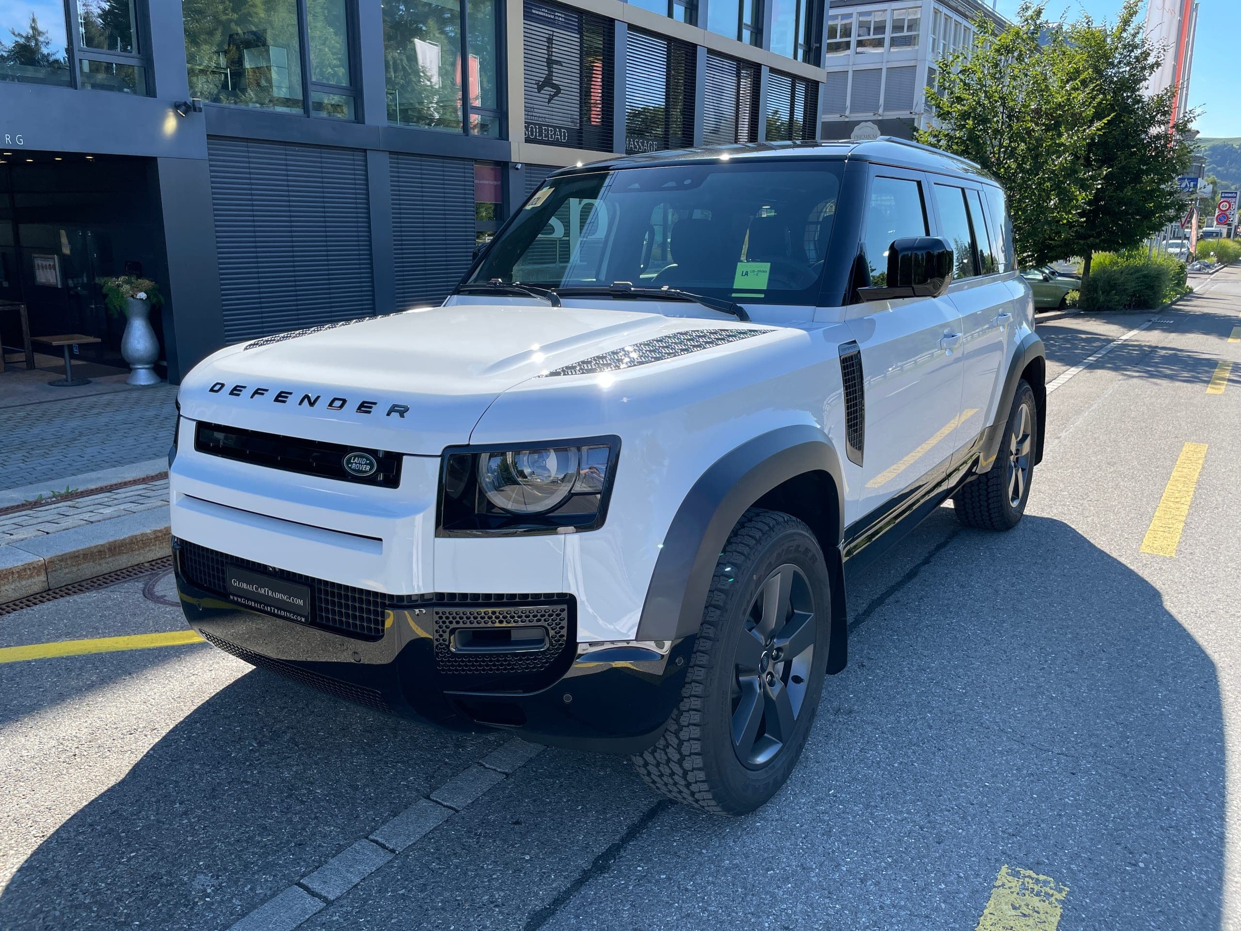 Land Rover Defender LAND ROVER Defender 110 P400 I6 X-Dynamic SE 3.0 AT8