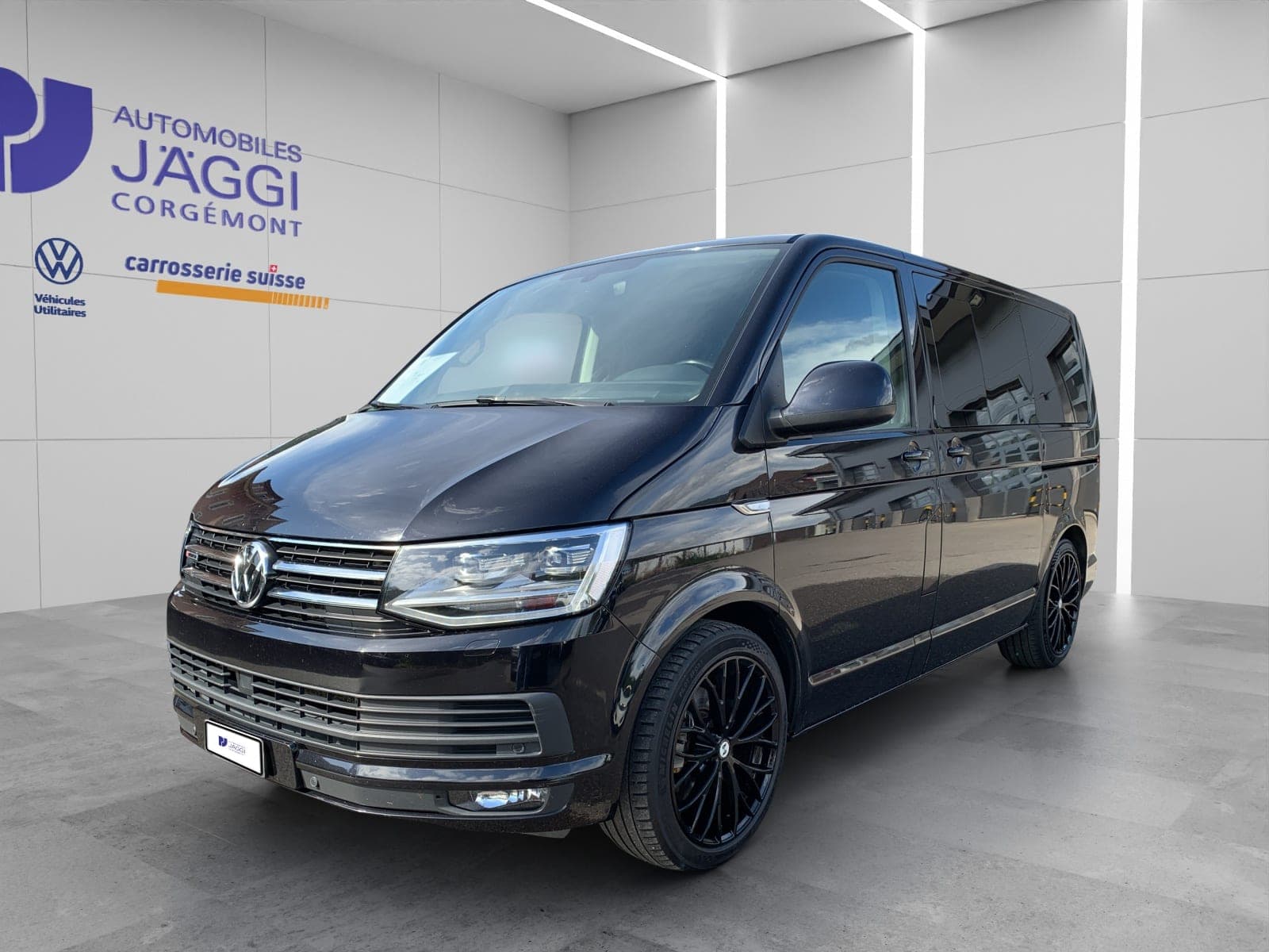 VW T6 VW Caravelle 4x4 automat,8 places, crochet