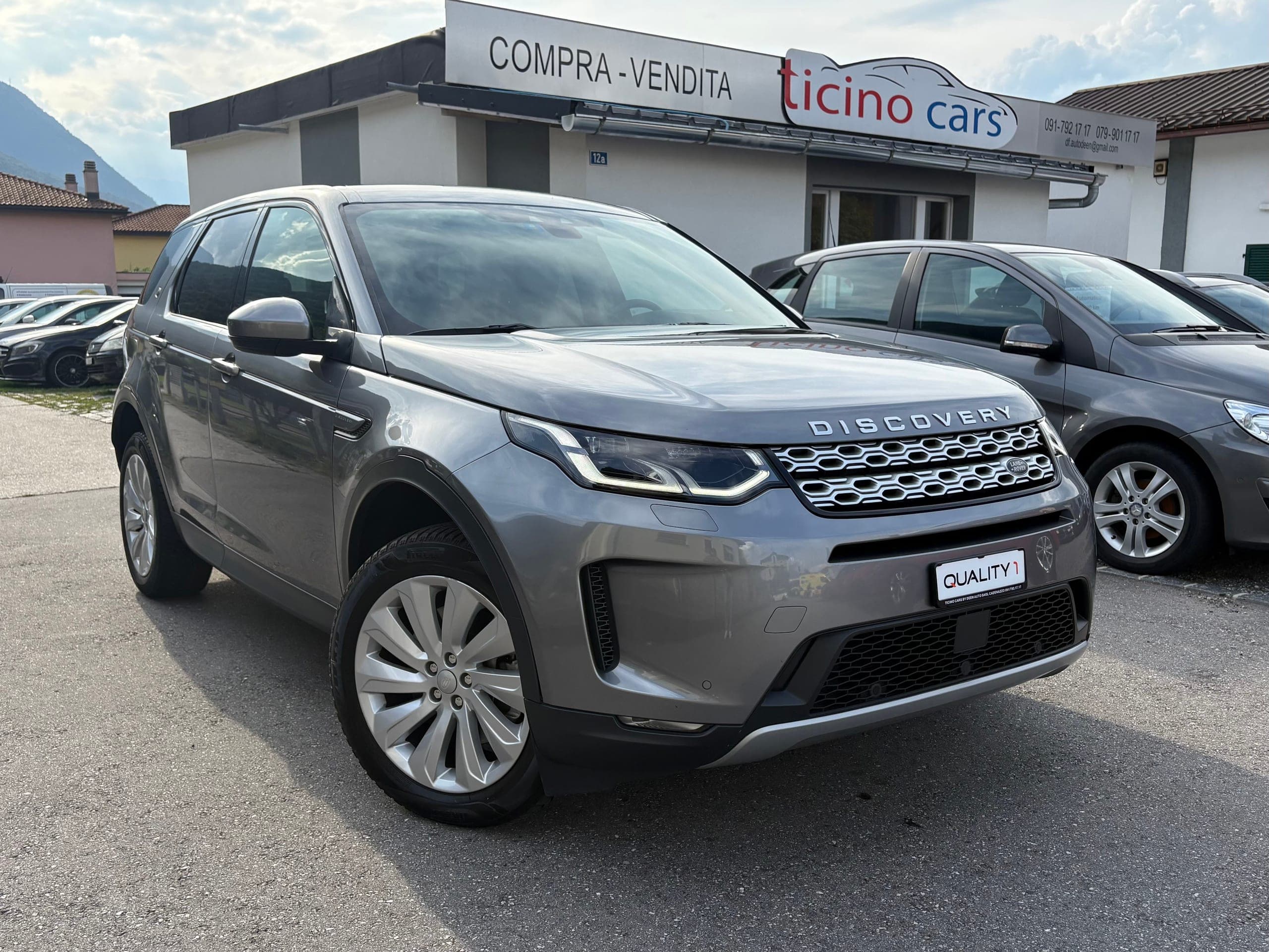 Land Rover Discovery Sport LAND ROVER Discovery Sport D180 2.0D TD4 MHEV HSE AWD AT9