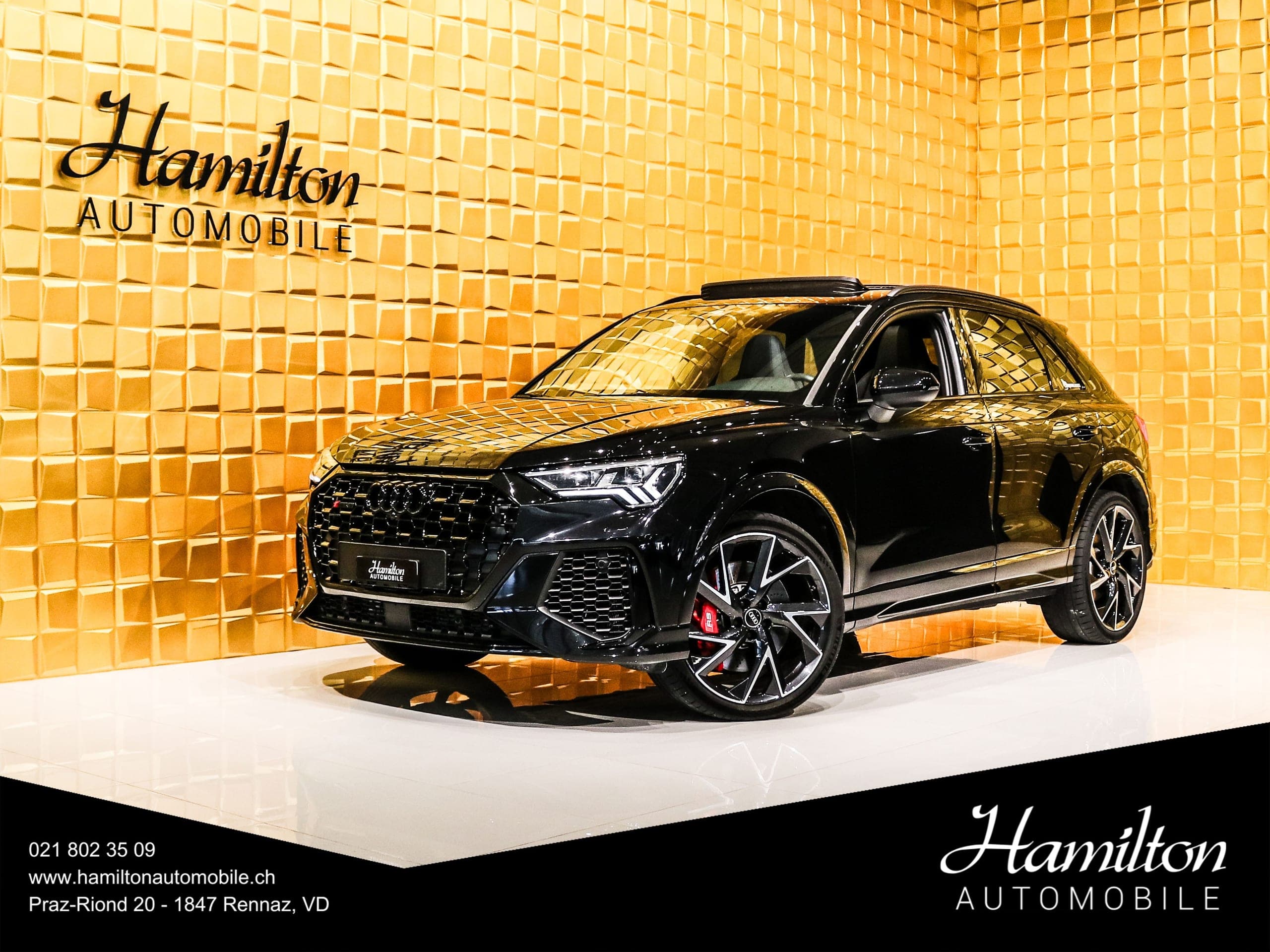 Audi RS Q3 AUDI RS Q3 2.5 TFSI quattro S tronic