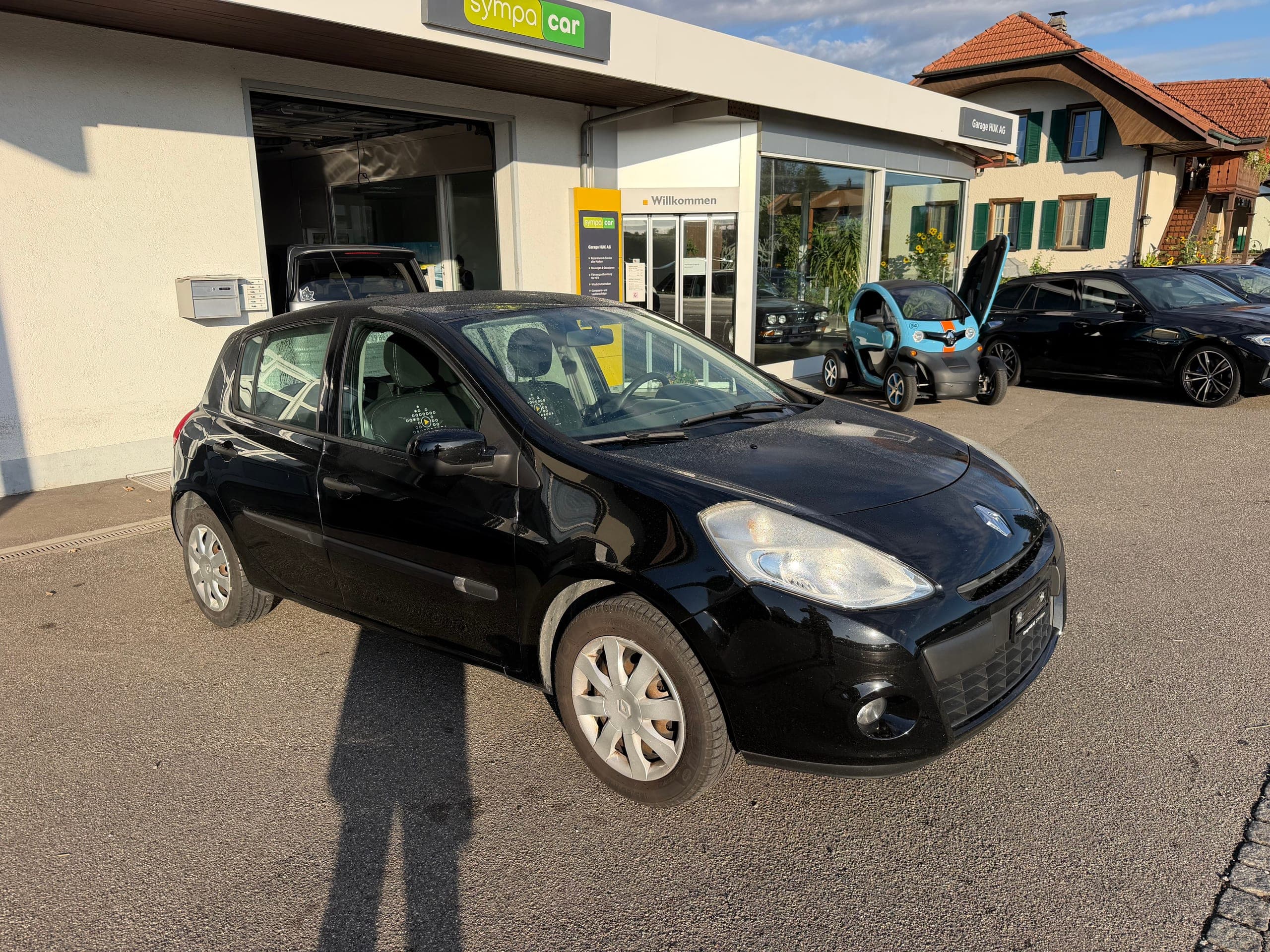 Renault Clio RENAULT Clio 1.2 16V Yahoo+++ANHÄNGERKUPPLUNG 1200KG+++
