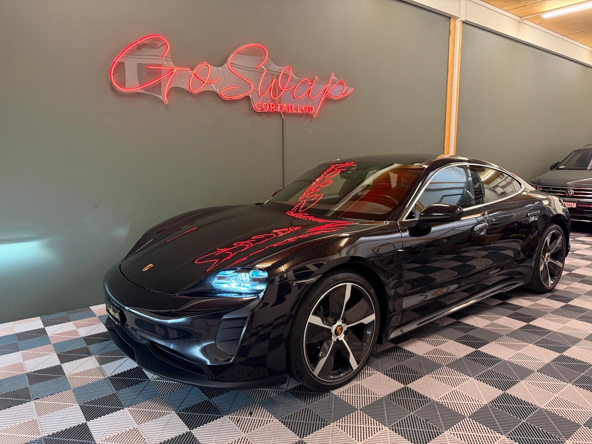 Porsche Taycan PORSCHE Taycan 4S