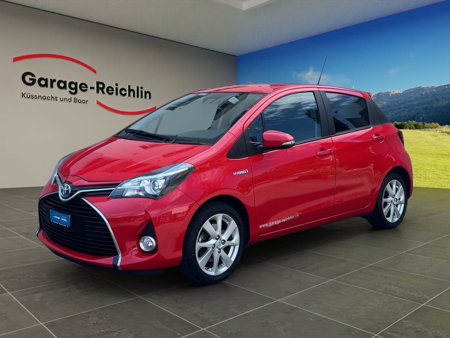 Toyota Yaris TOYOTA Yaris 1.5 VVT-i HSD Trend