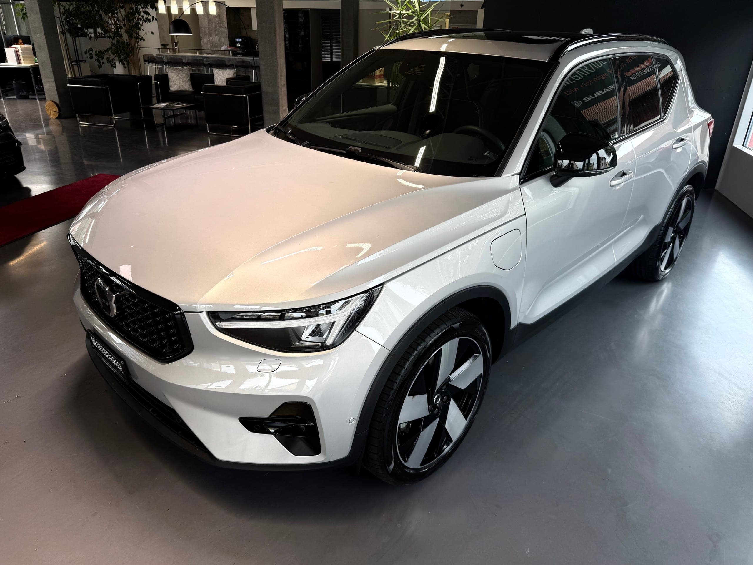 Volvo XC40 VOLVO XC40 T4 PHEV Ultimate Dark DCT