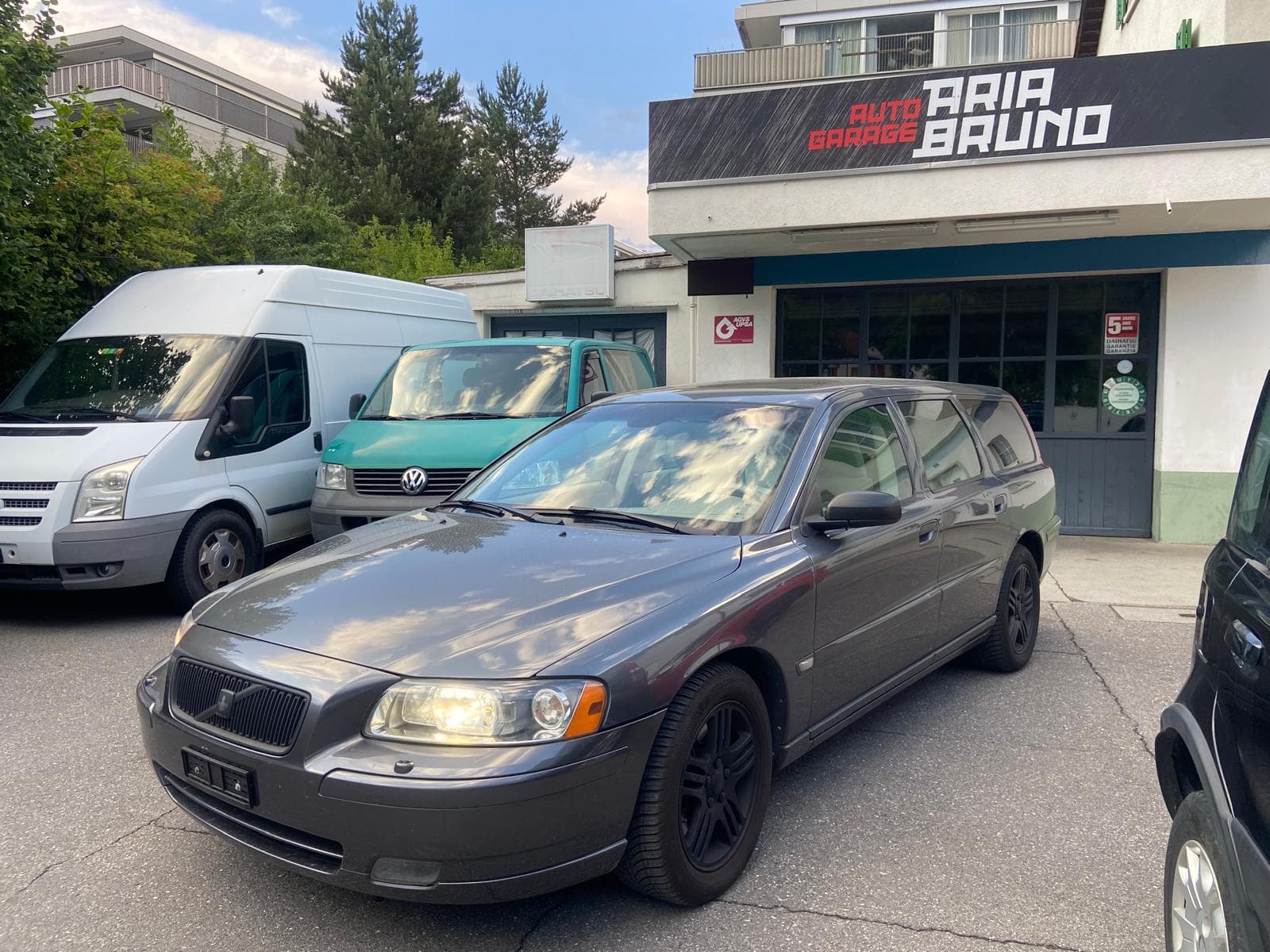 Volvo V70 VOLVO V70 2.0T Summum