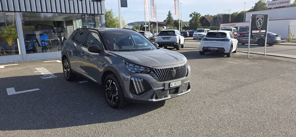 Peugeot 2008 PEUGEOT 2008 1.2 PureTech 130 GT