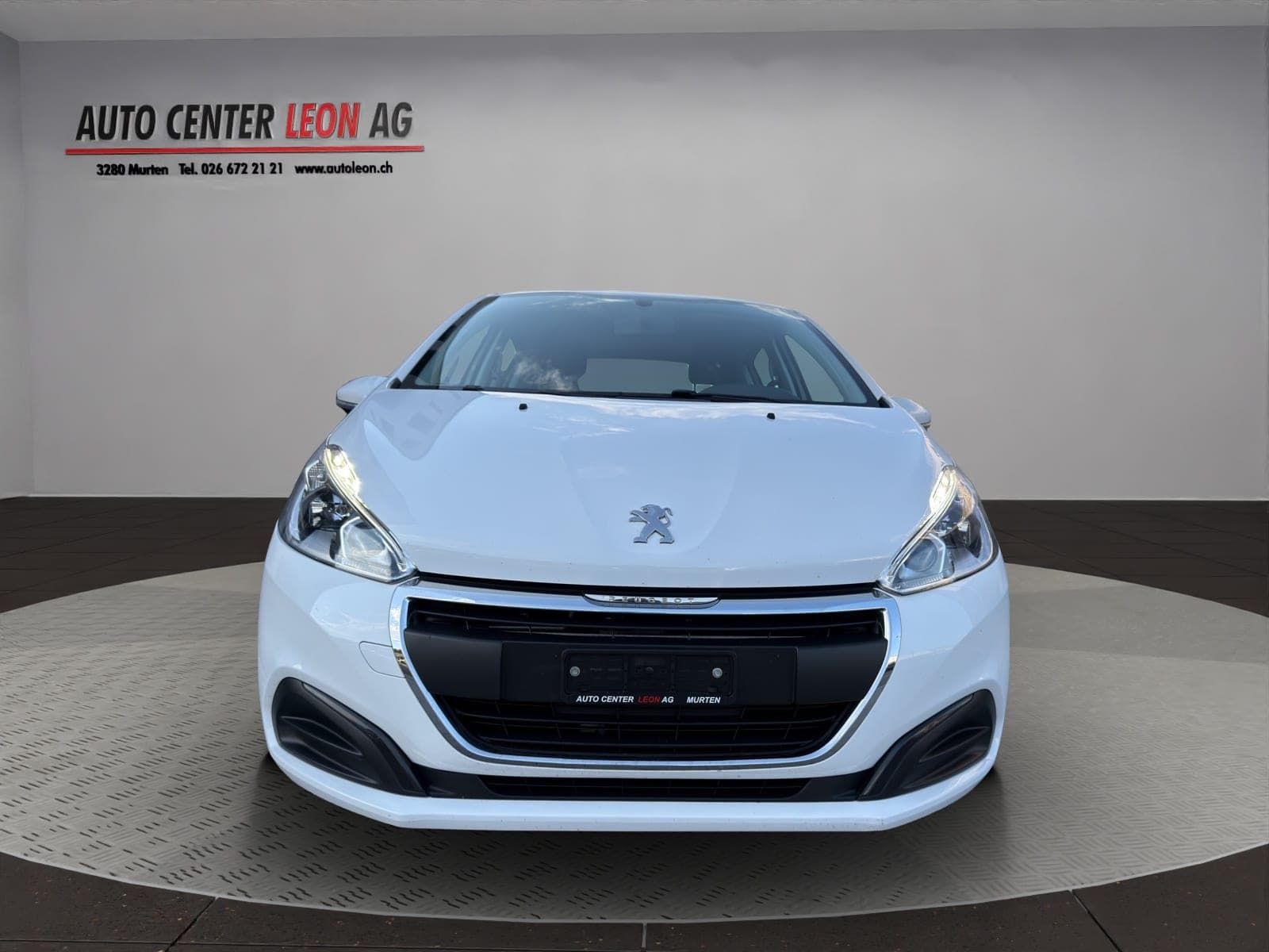 Peugeot 208 PEUGEOT 208 1.2 PureTech Active
