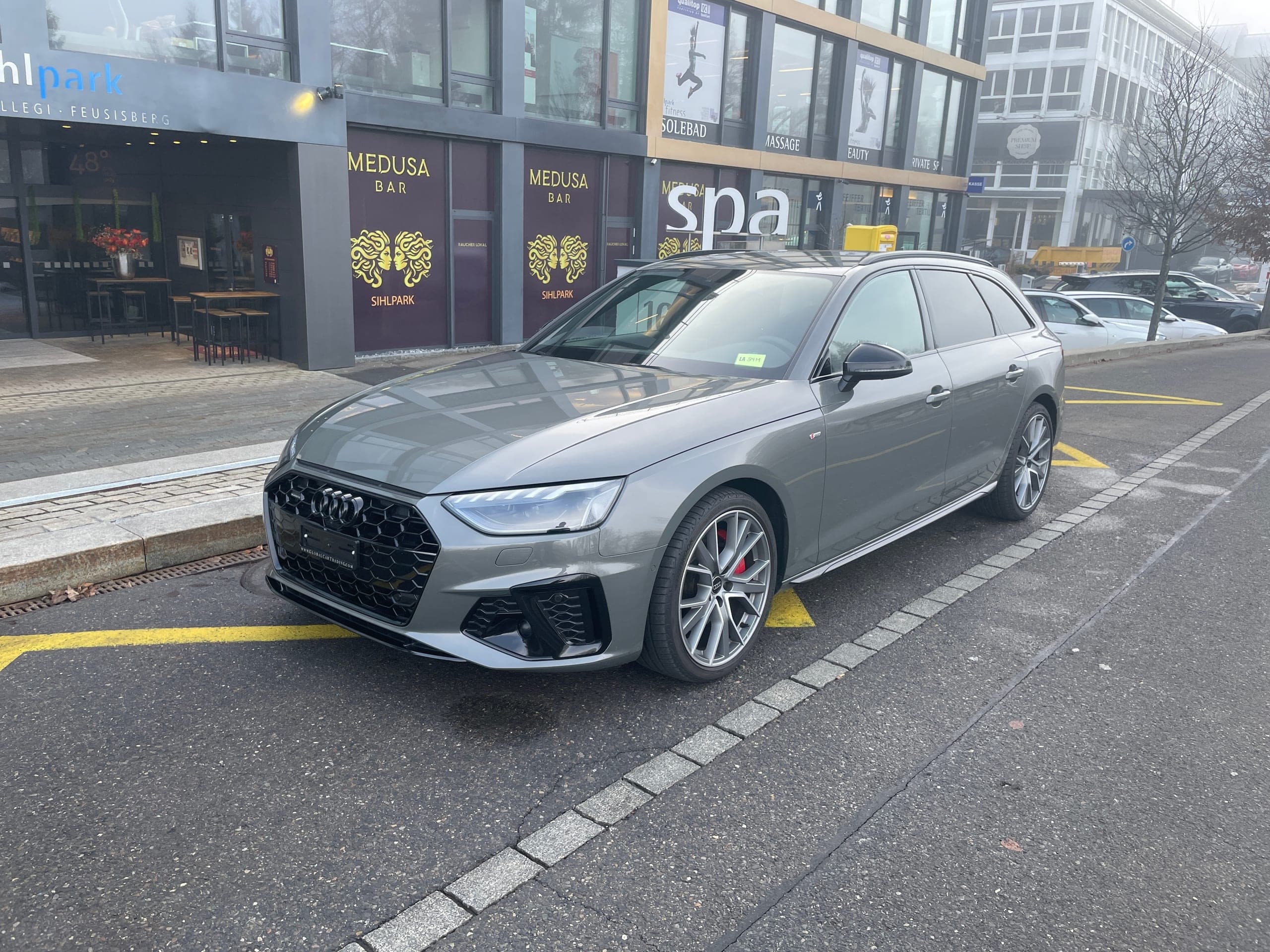 Audi A4 AUDI A4 Avant 45 TFSI S line S-tronic quattro Competition Edition Plus