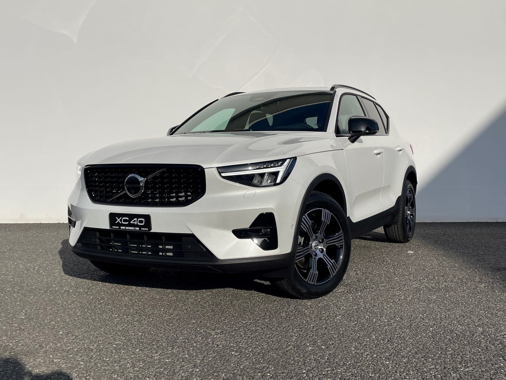 Volvo XC40 VOLVO XC40 2.0 B5 MH Ultimate Dark AWD