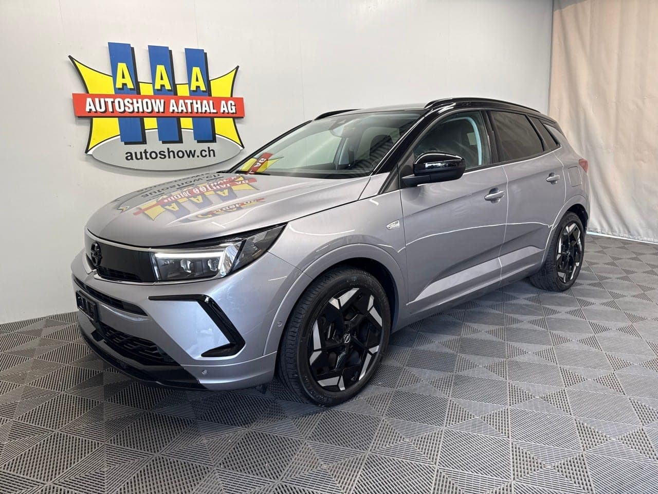 Opel Grandland OPEL Grandland 1.6 Hybrid4 GSe Automatik