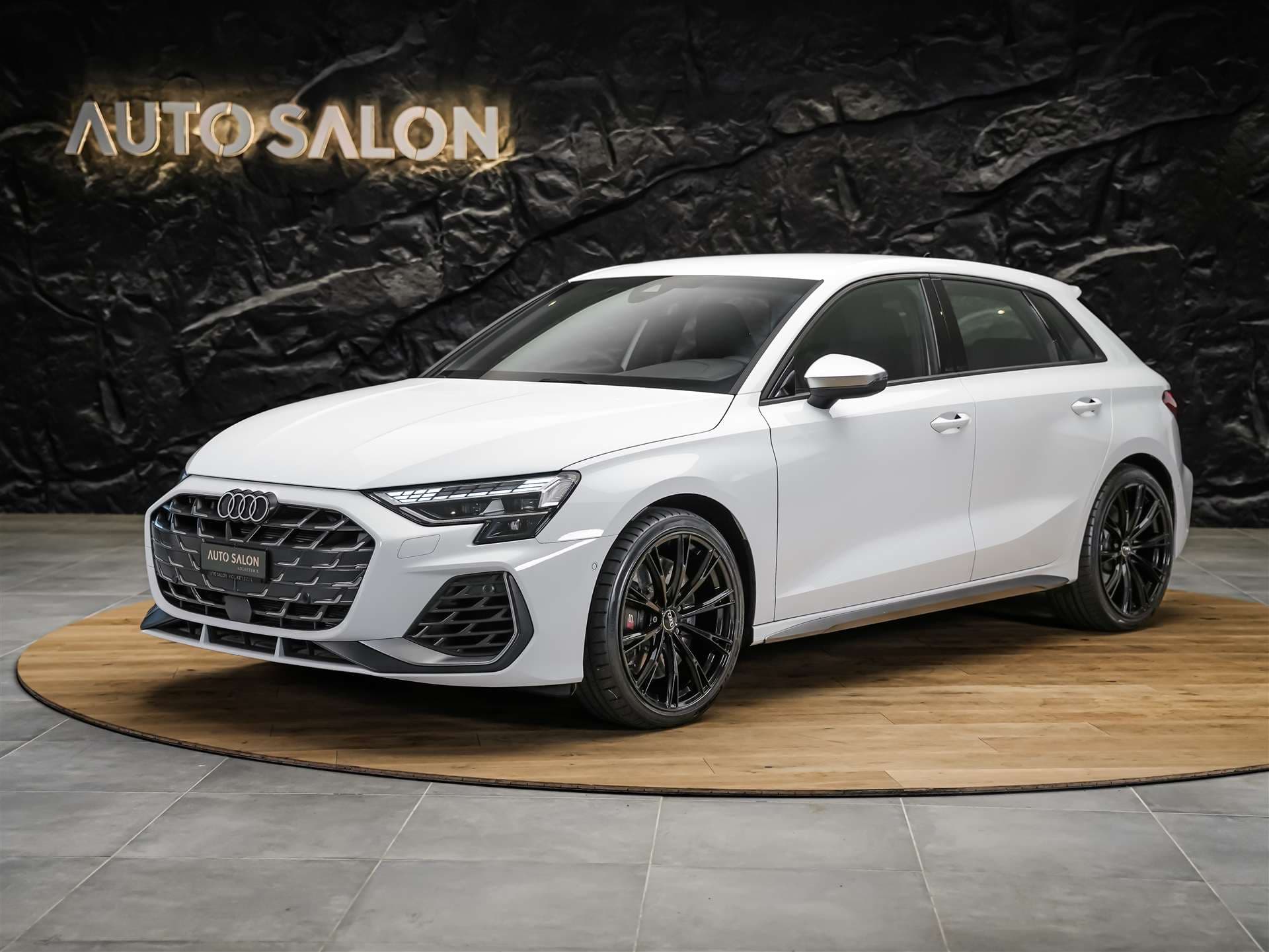 Audi S3 AUDI S3 Sportback TFSI quattro S-tronic*19\\