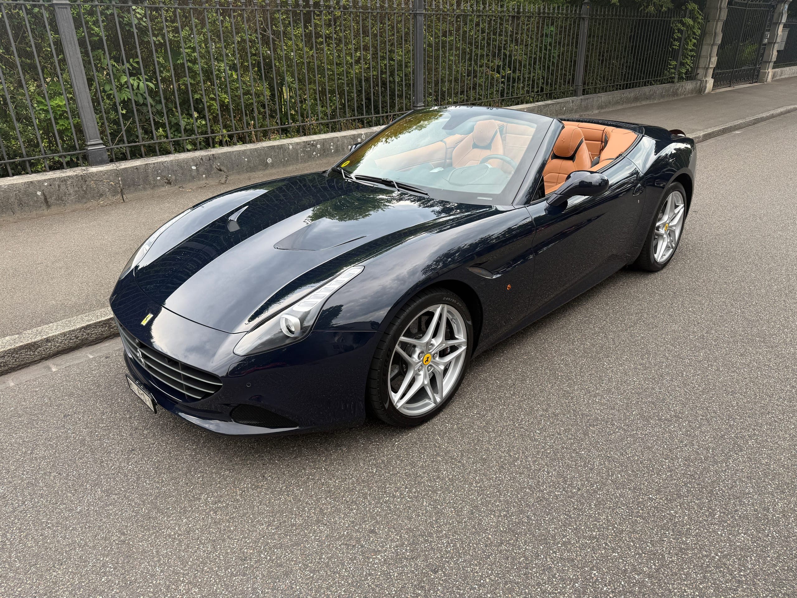 Ferrari California FERRARI California 3.9 V8 T