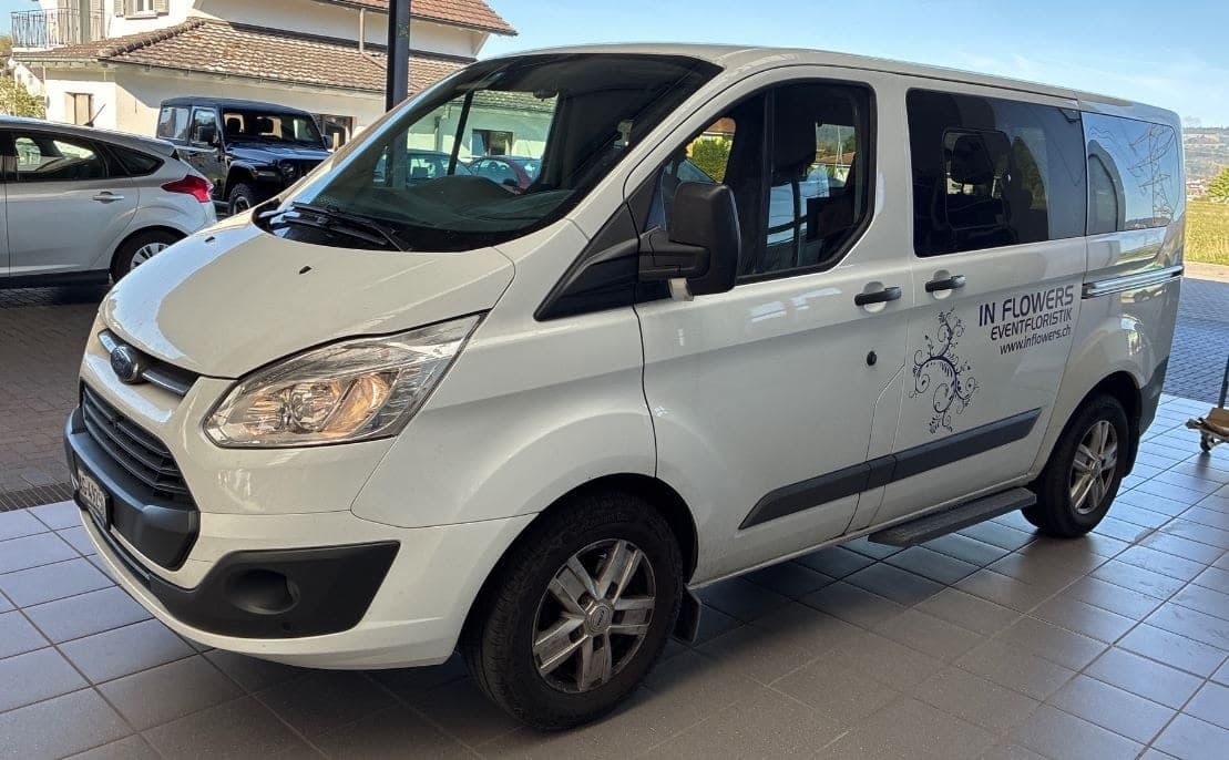 Ford Tourneo Custom FORD Tourneo Custom 310 L1H1 Trend 8-Plätze -AHK-