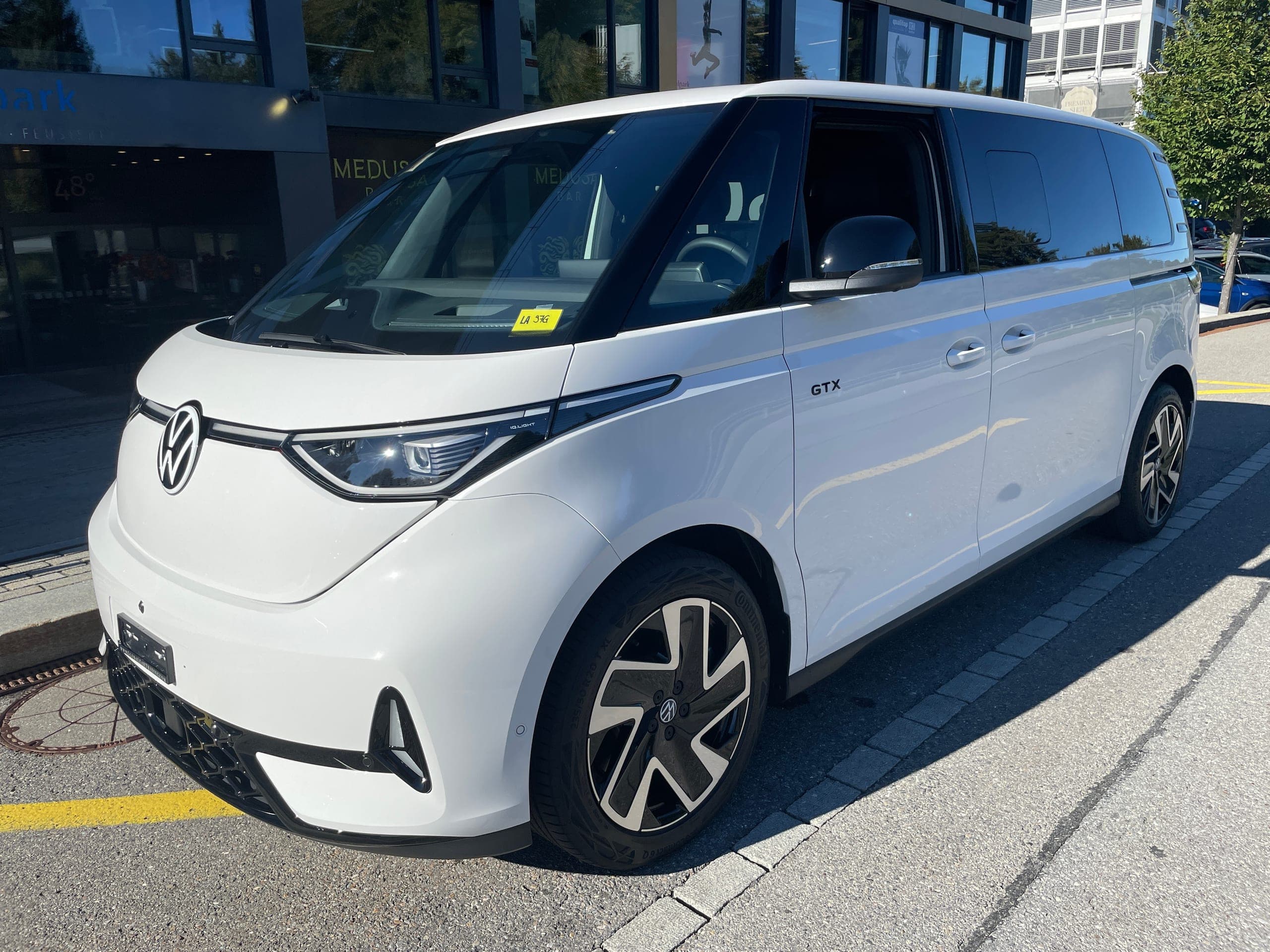 VW ID.Buzz VW ID.Buzz LWB GTX 4 Motion, 7-Sitzer