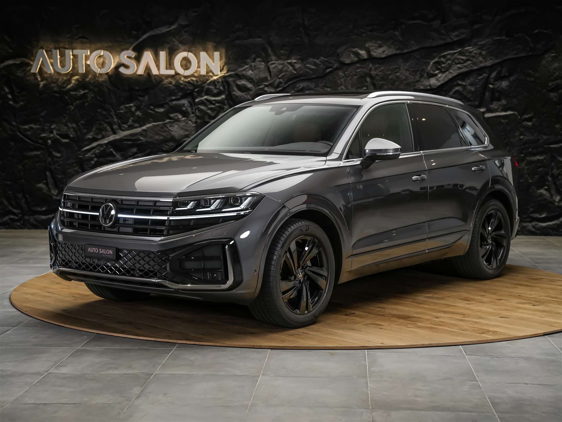 VW Touareg VW Touareg 3.0 TDI R-Line Tiptronic *Panorama*5J Werksgarantie*Standheizung*AHK*