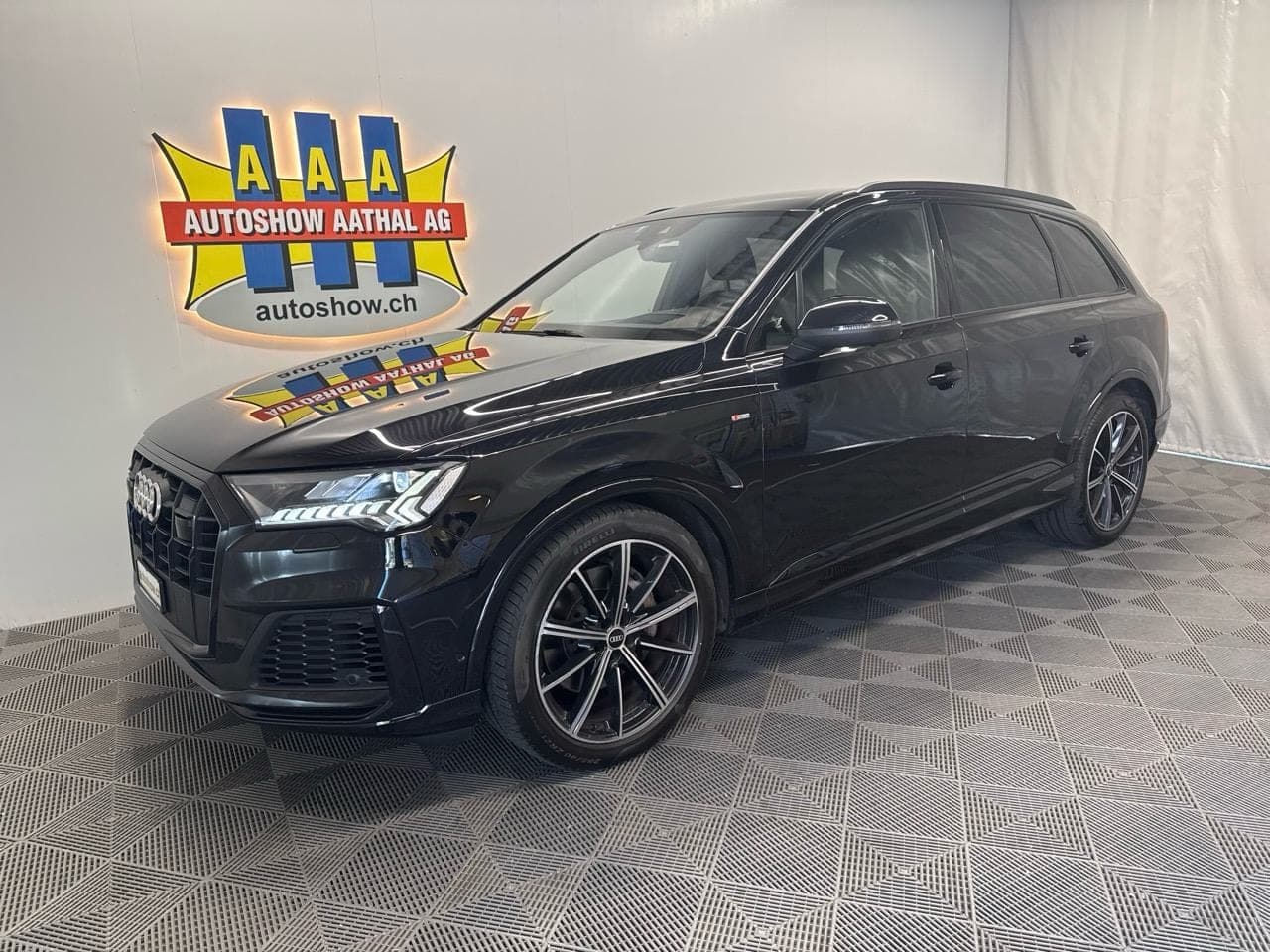 Audi Q7 AUDI Q7 50 TDI quattro S Line tiptronic
