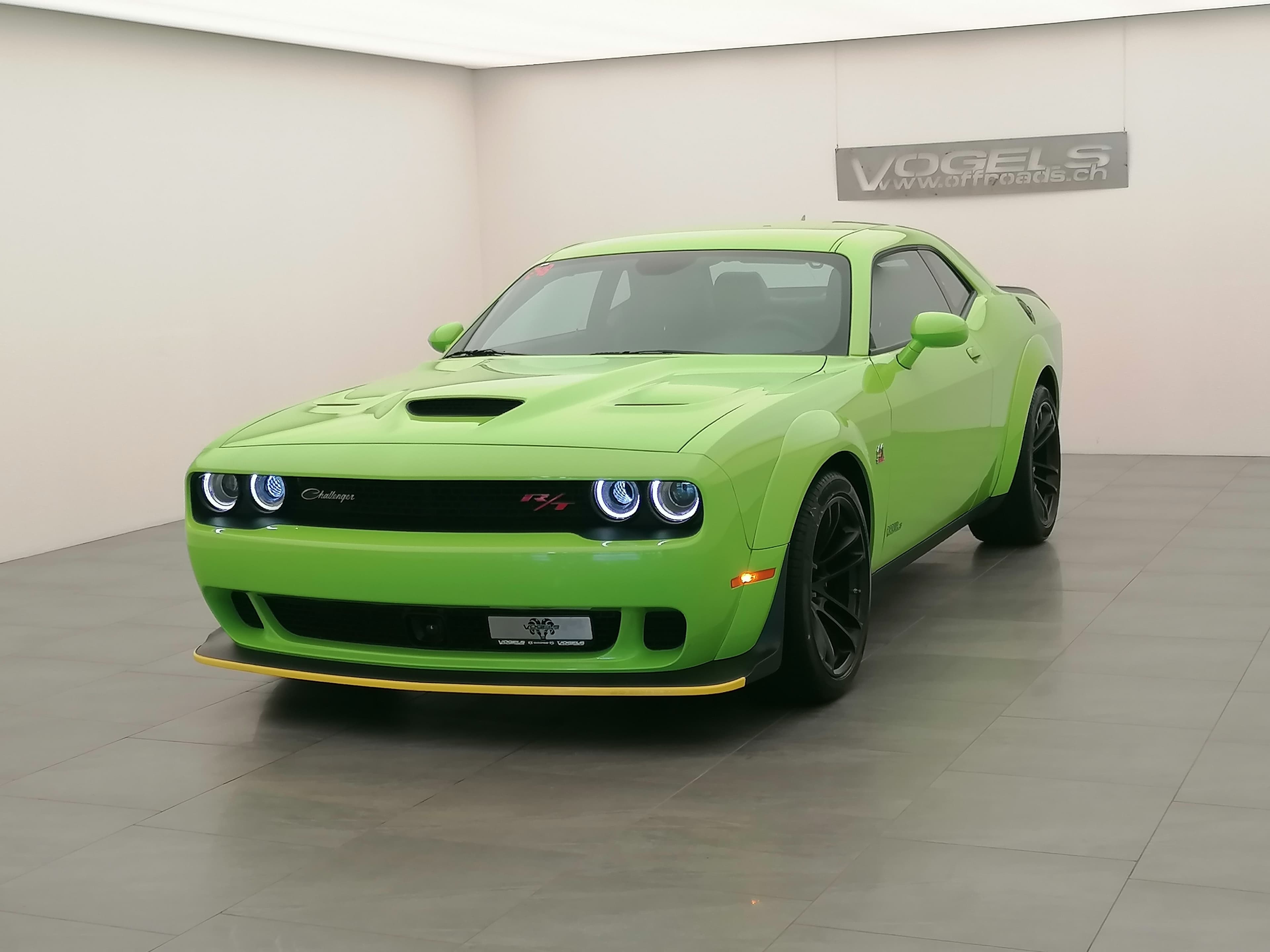 Dodge Challenger