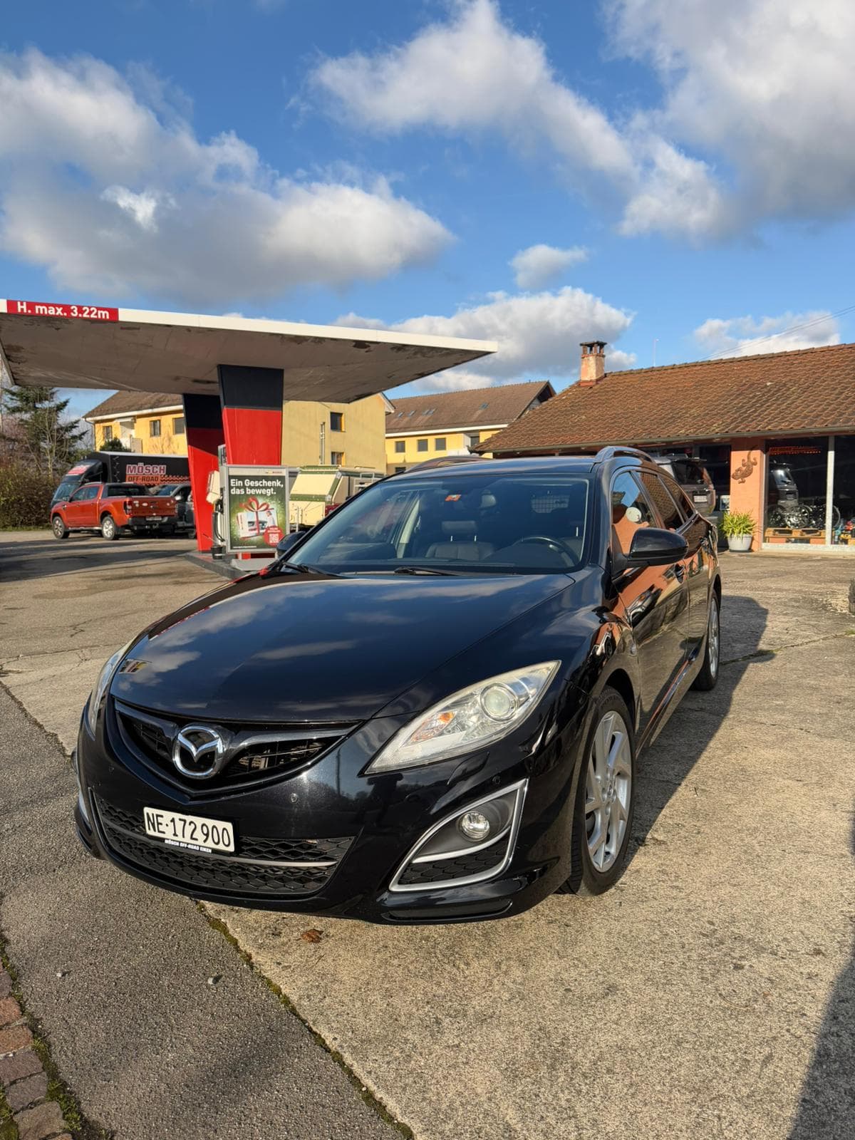 Mazda 6