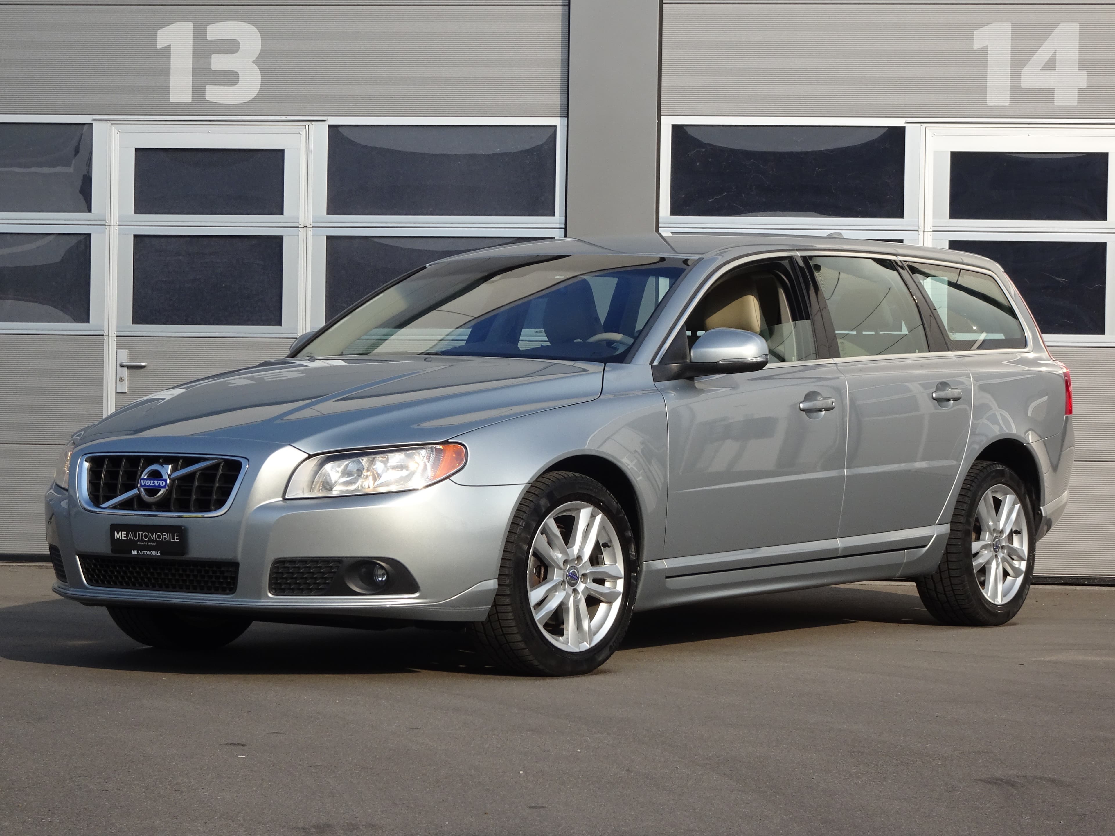 Volvo V70