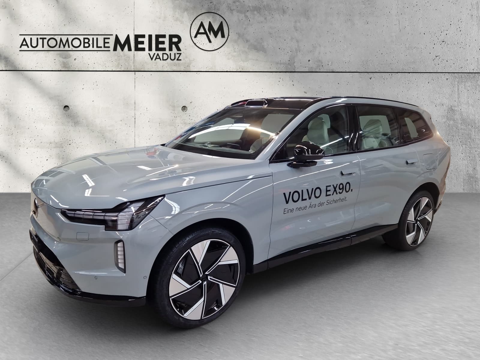Volvo EX90