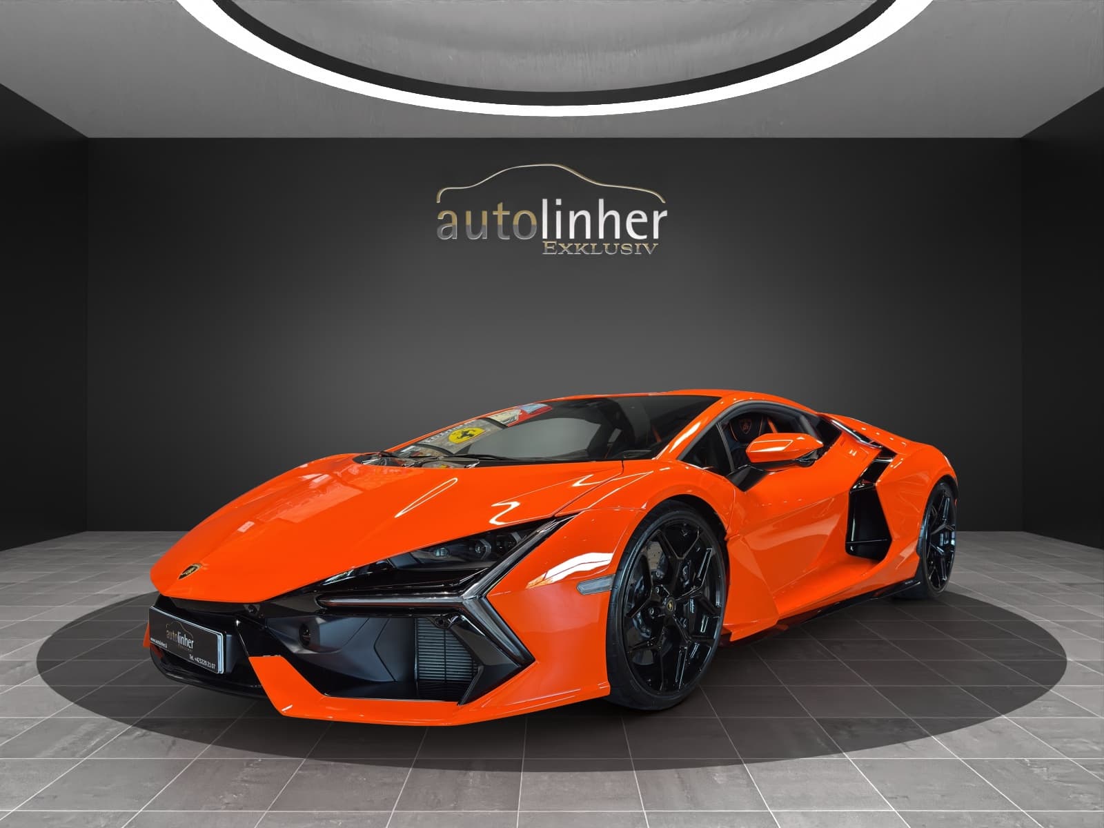 Lamborghini Revuelto