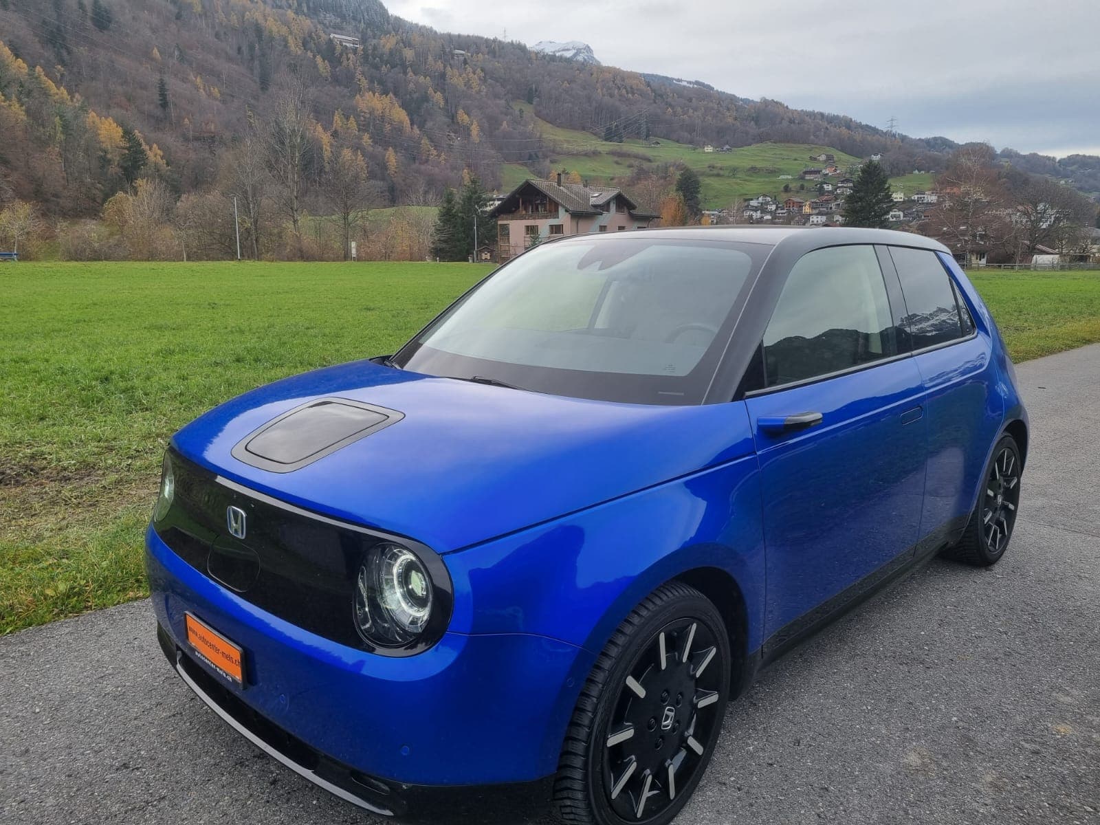 Honda E