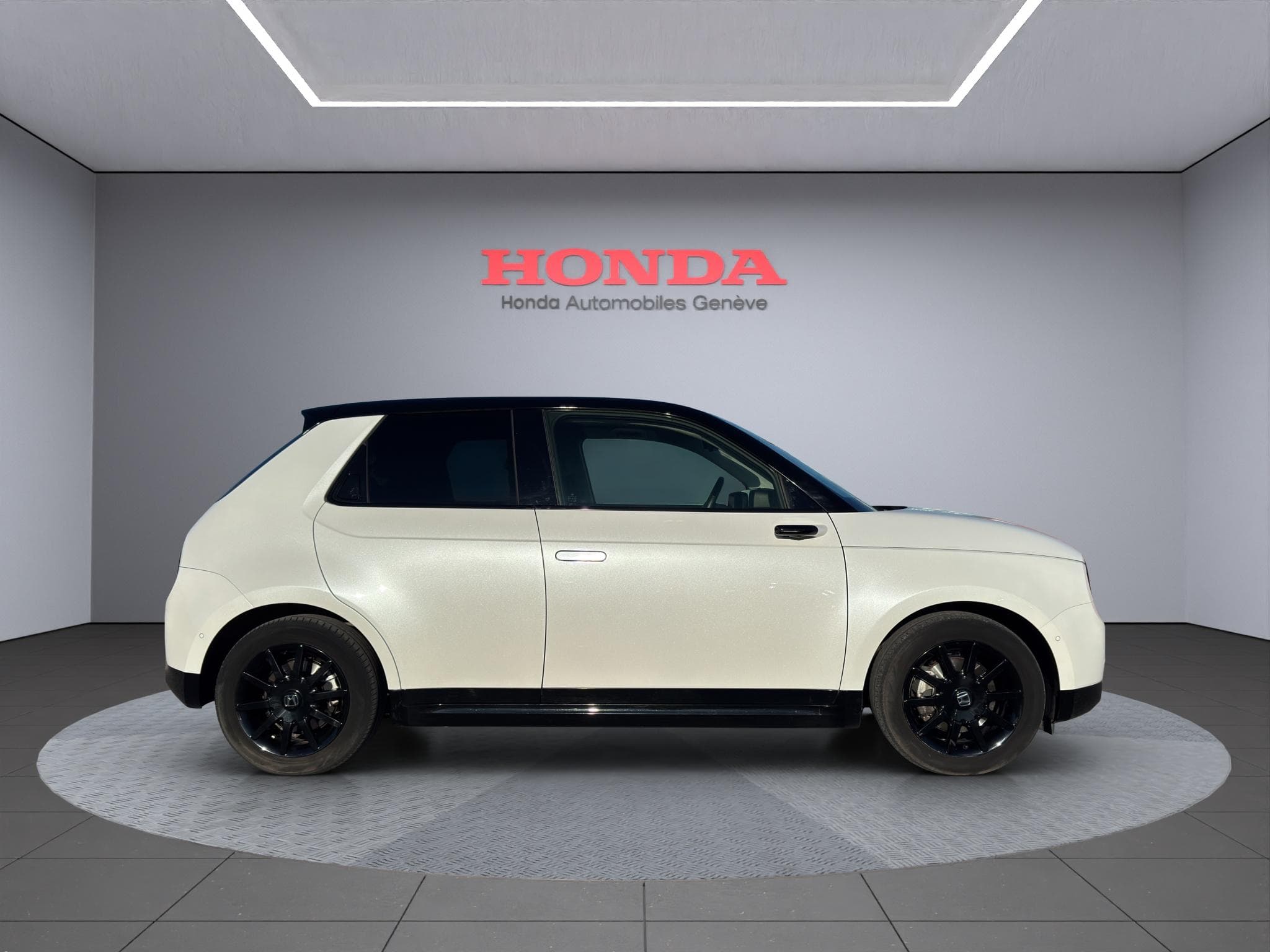 Honda E